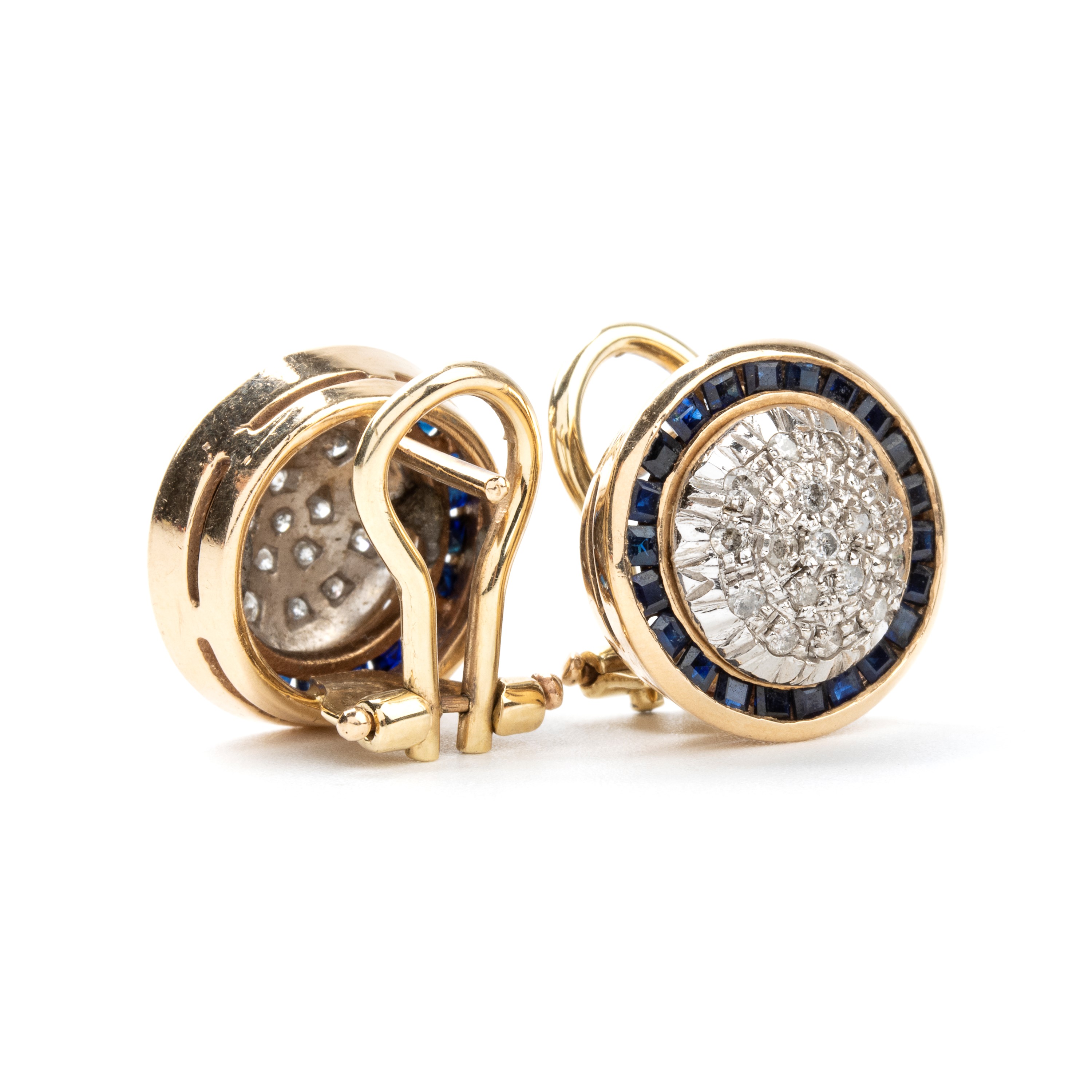 Paio di orecchini in oro con diamanti e zaffiri