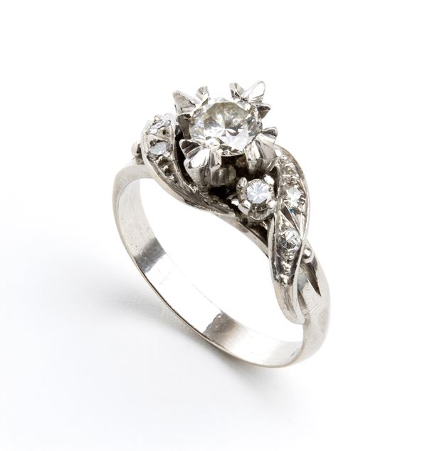 Platinum diamond ring