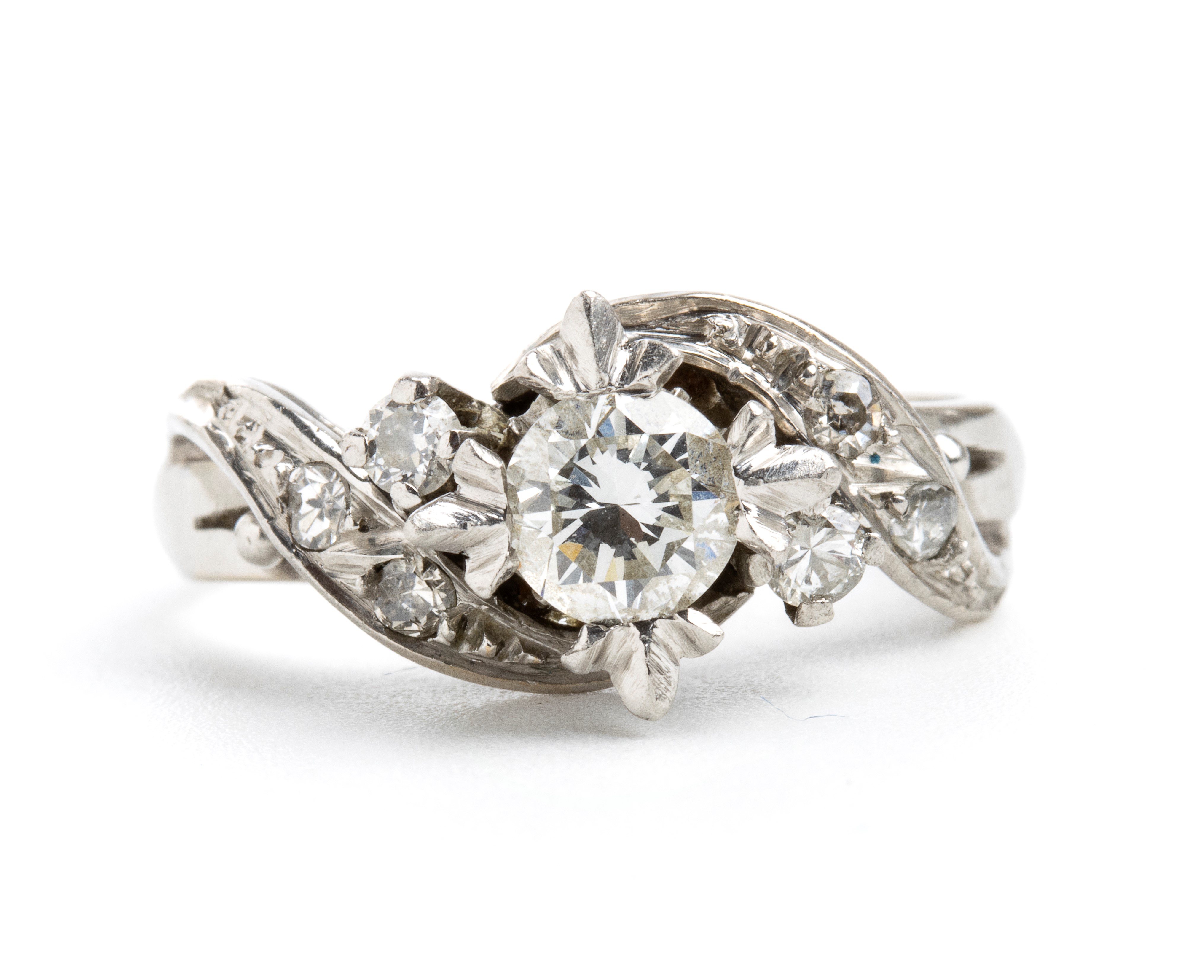 Anello in platino con diamanti