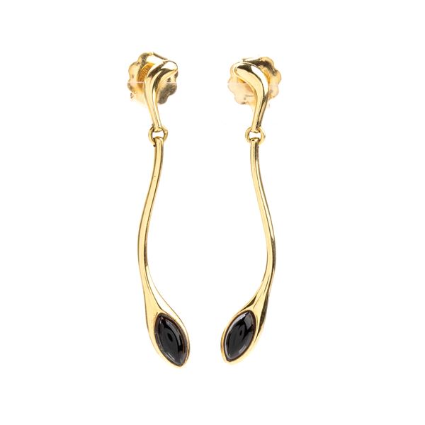 Tiffany &amp; Co.&#174; - Pair of gold and onyx pendant earrings     