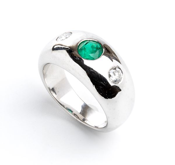 BULGARI - Emerald diamond platinum ring