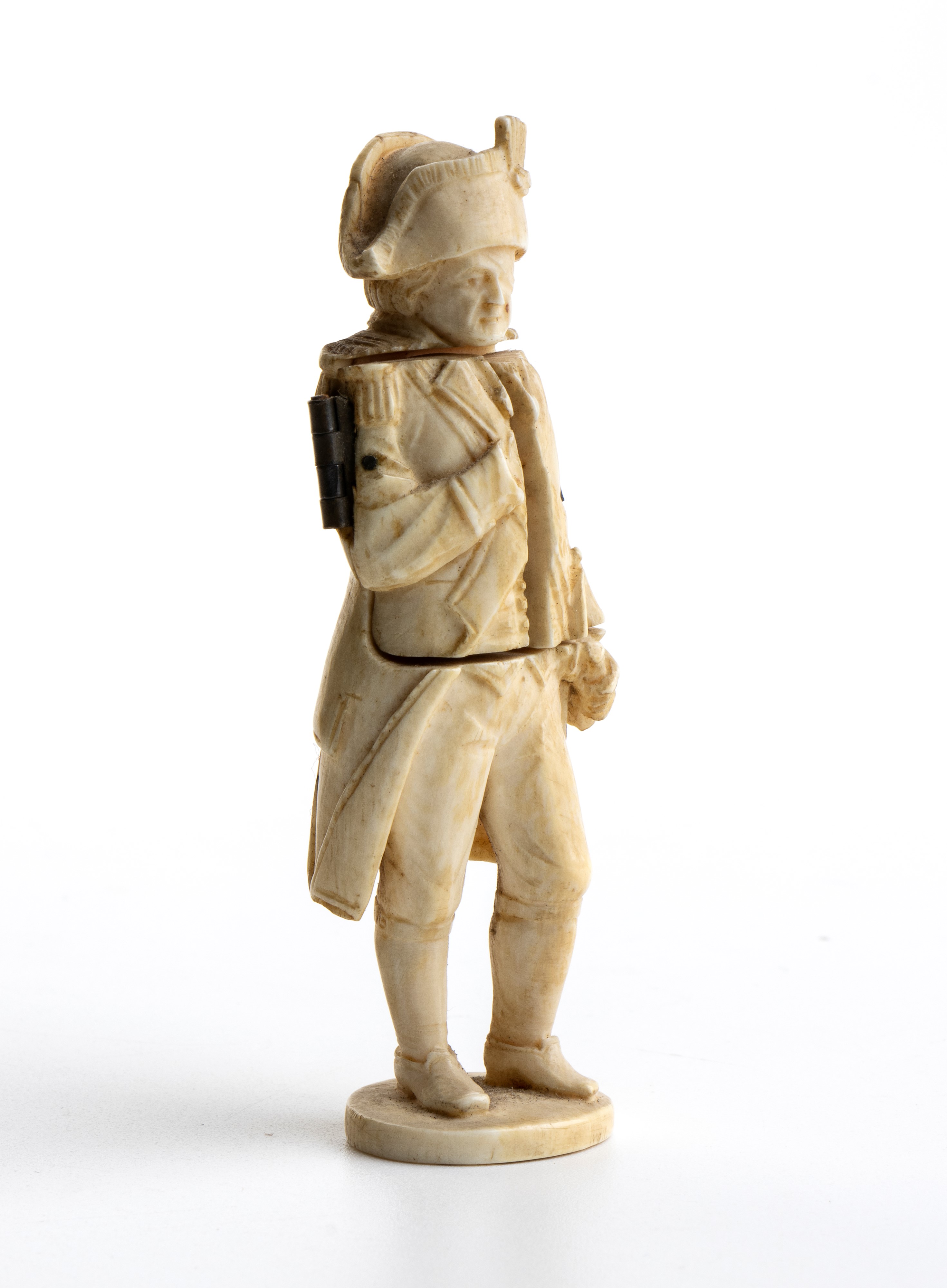 Scultura apribile in avorio raffigurante Napoleone