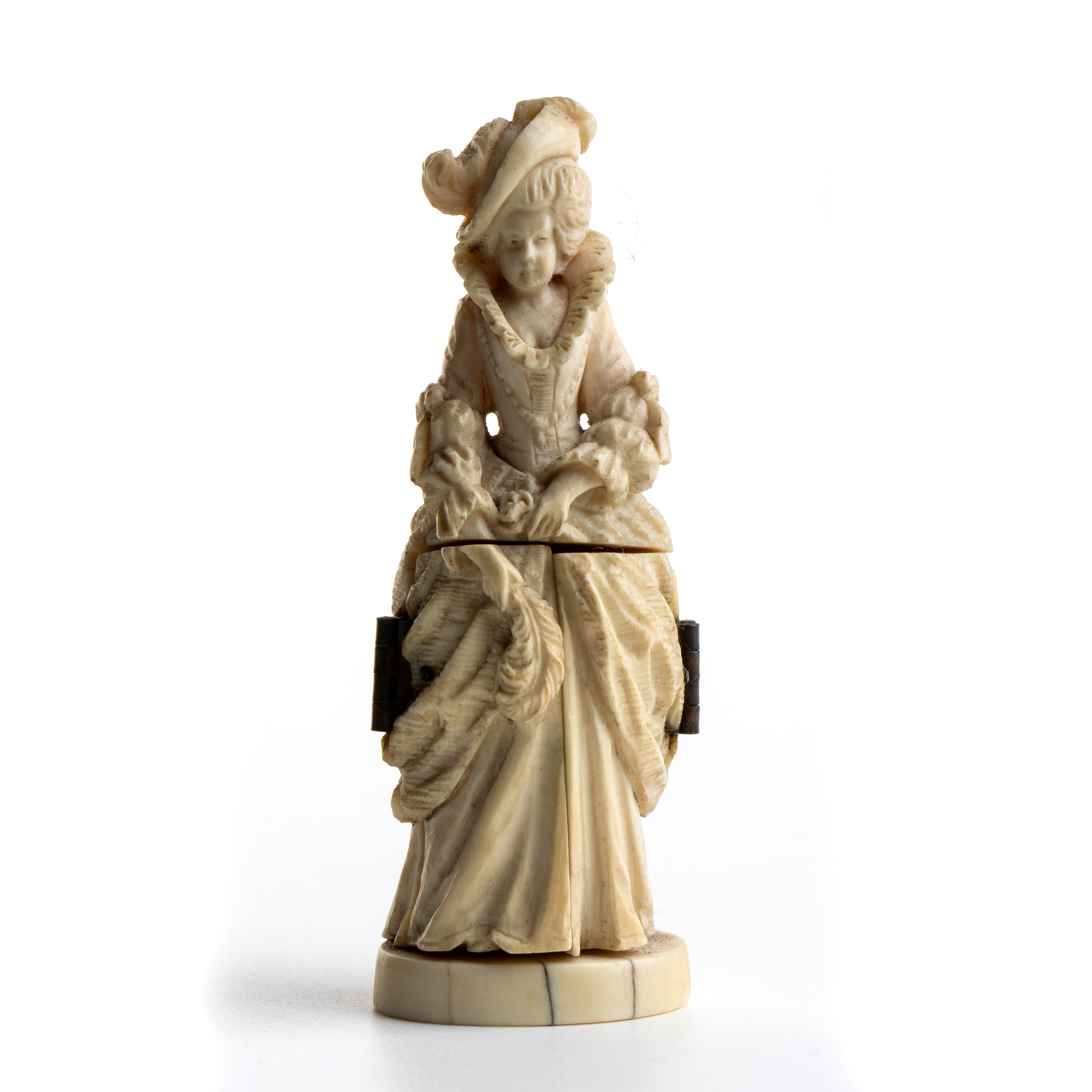 Scultura apribile in avorio, raffigurante Emma Lady Hamilton, Francia (Dieppe?), XIX secolo