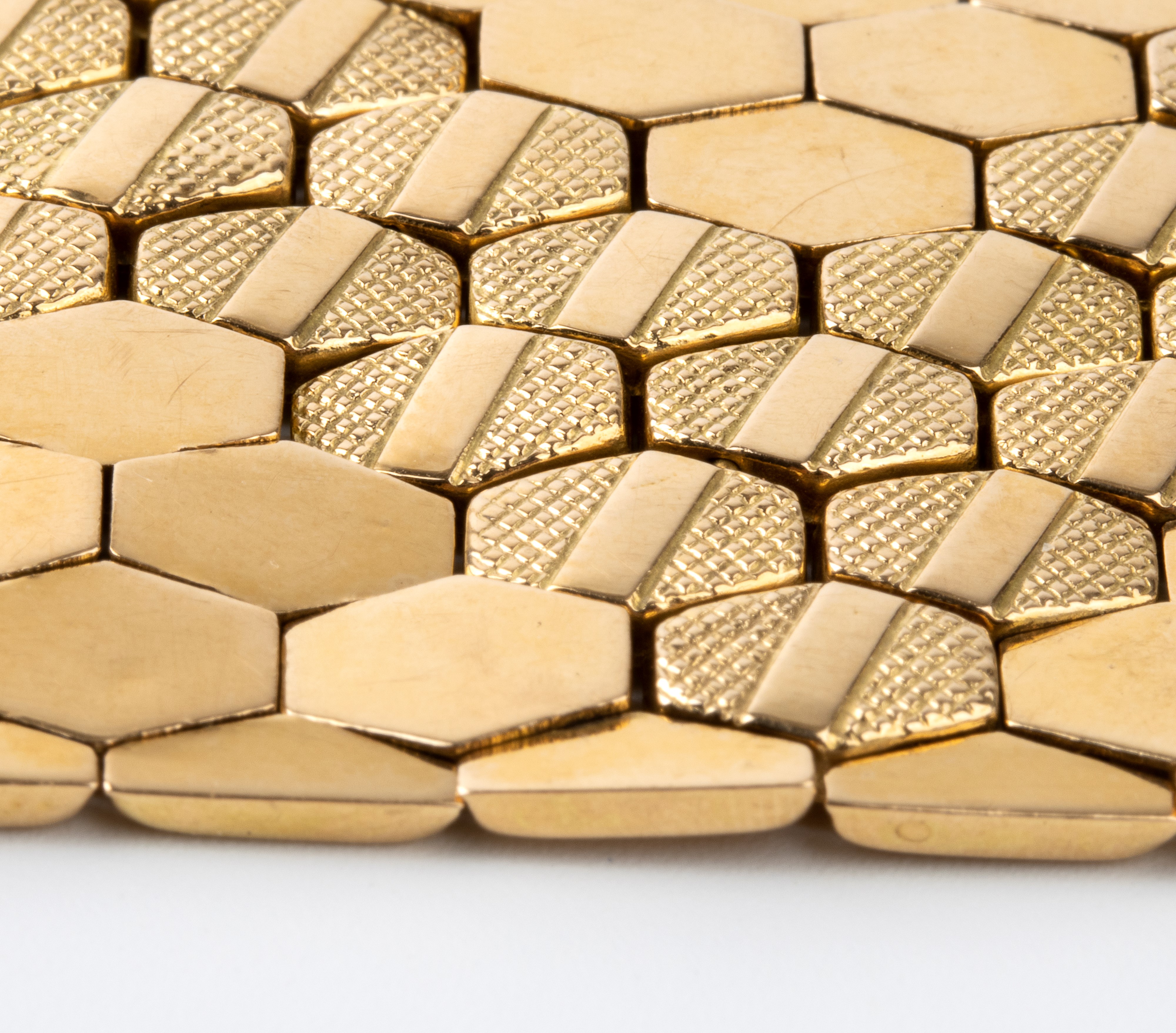 Bracciale alveare in oro