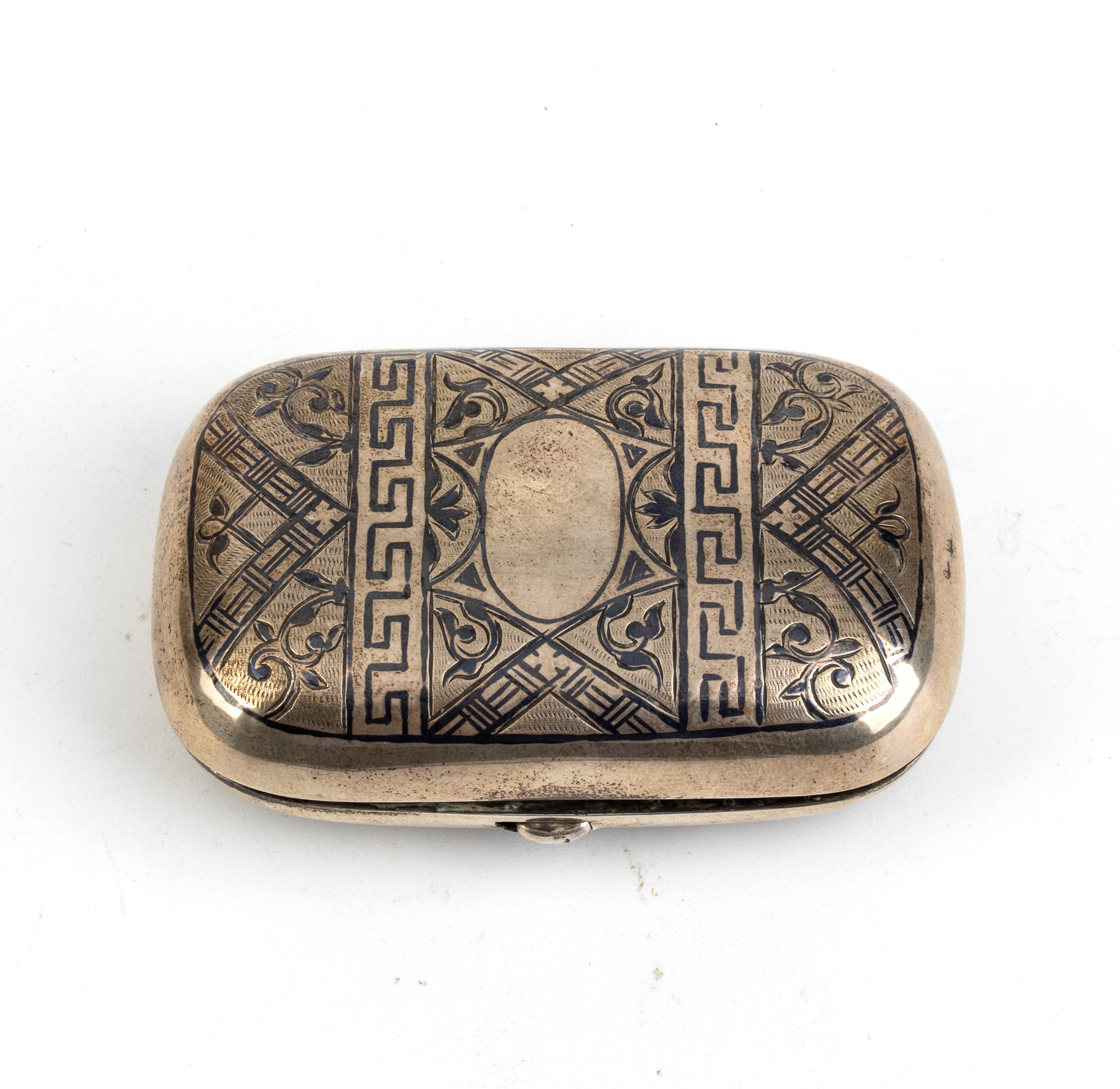 Portamonete russo in argento e niello