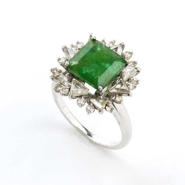 Emerald diamond ring