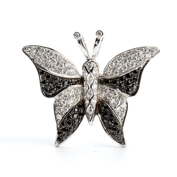 Butterfly brooch in gold, glass paste and black moissanite