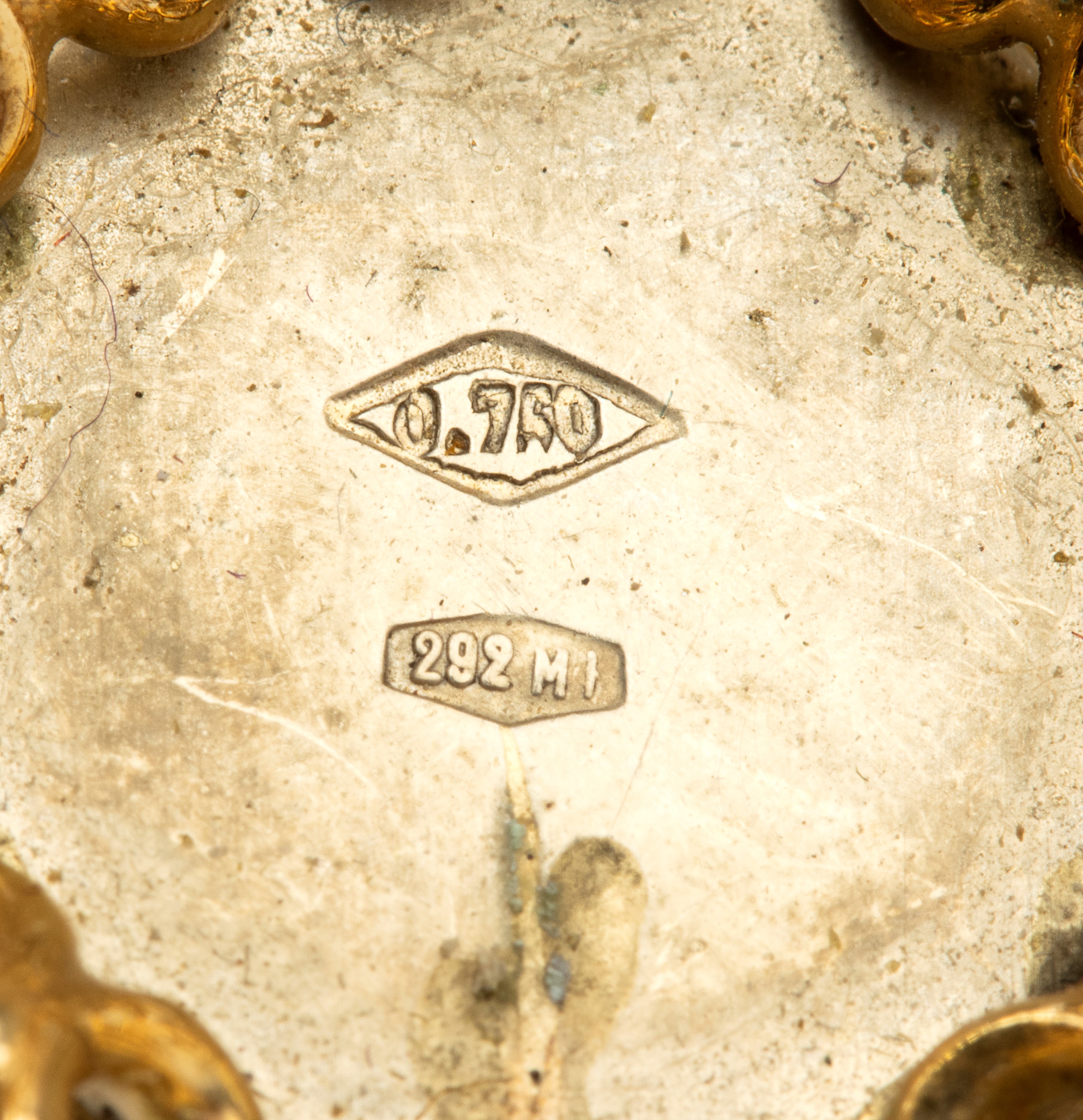 Spilla in oro, diamanti e turchese