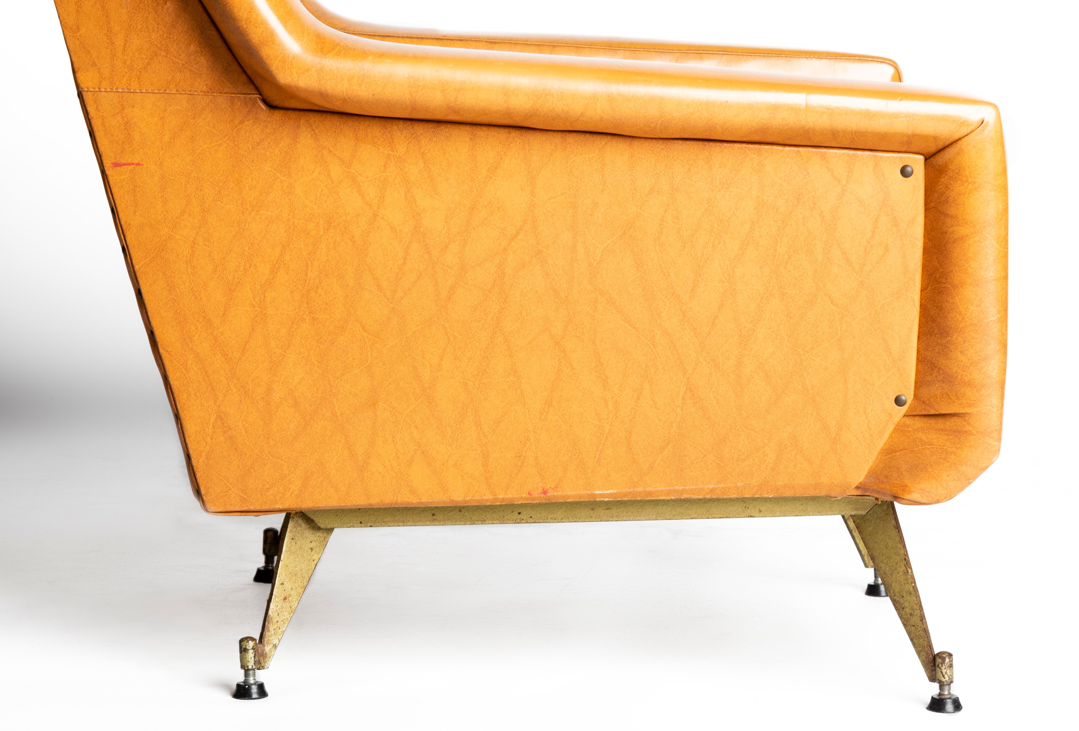 Poltrona vintage in vinile