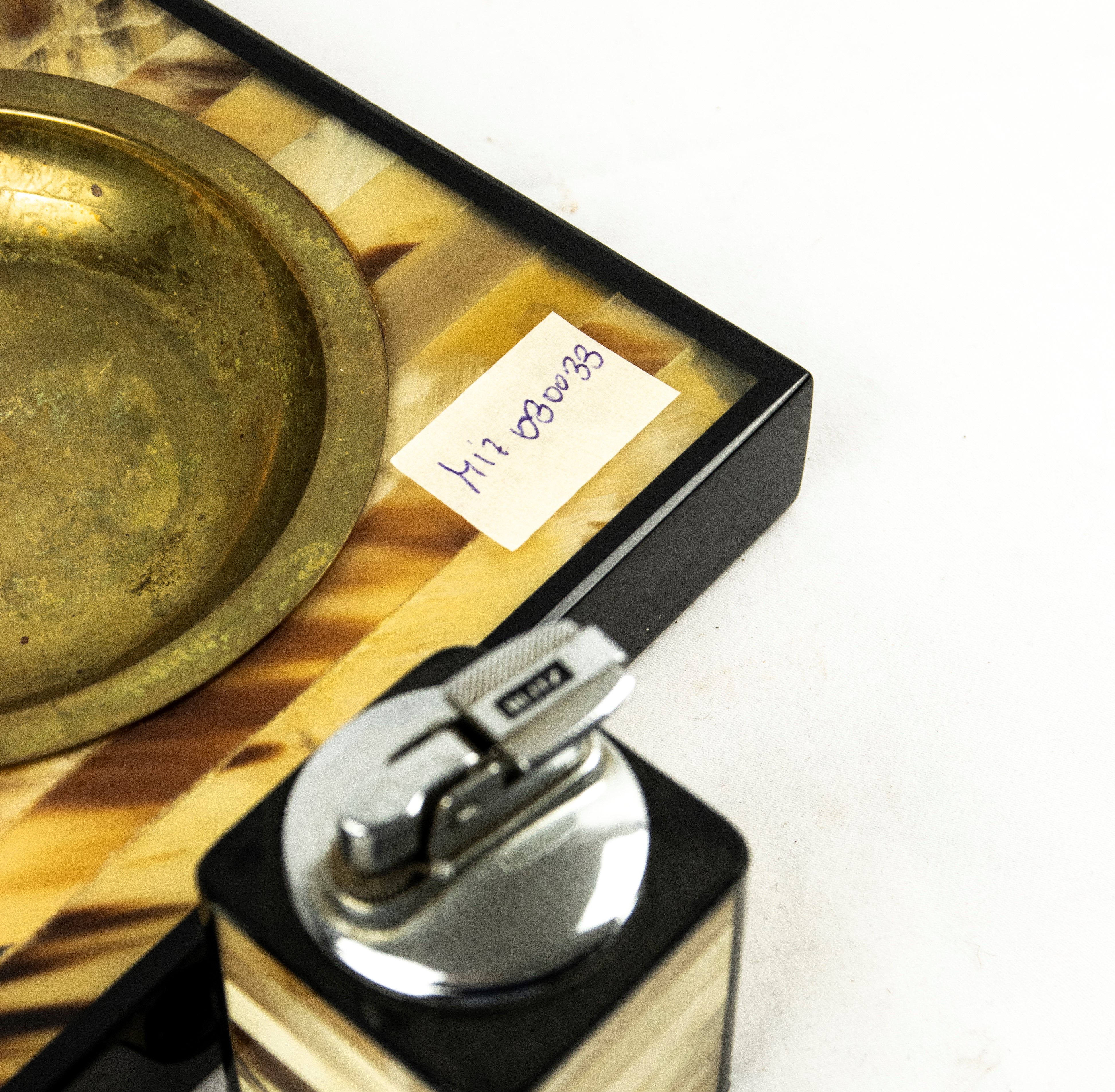 Set di accendini e posacenere