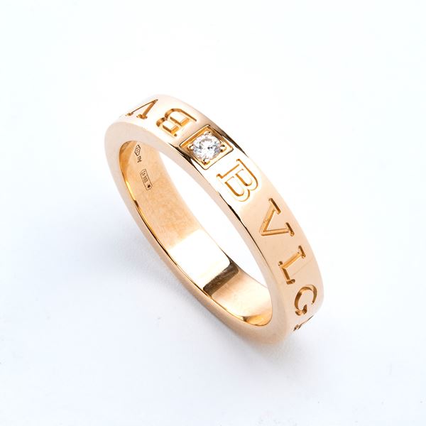 BULGARI - B.zero1 ESSENTIAL collection: diamond gold ring