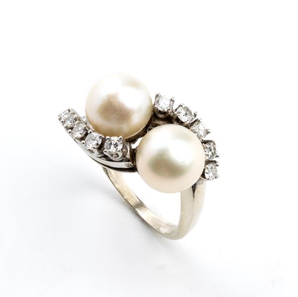 Diamond pearl white gold ring