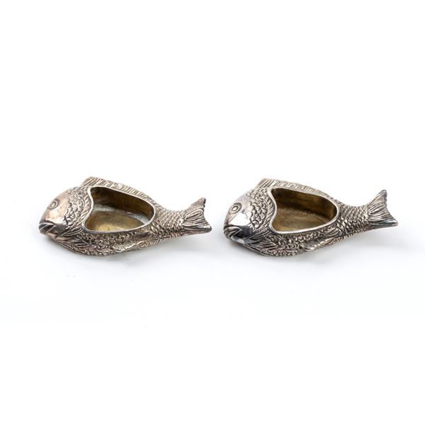 Sandona Treviso - Pair of Italian silver salt cellars