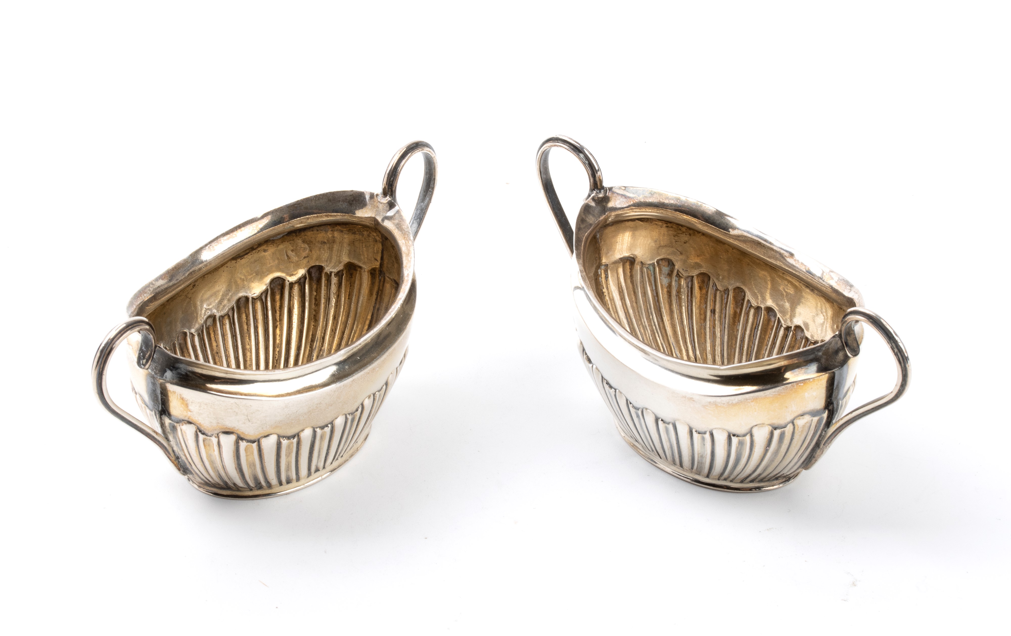 Martin, Hall & Co - Coppia di Saliere Vittoriane Inglesi in Argento