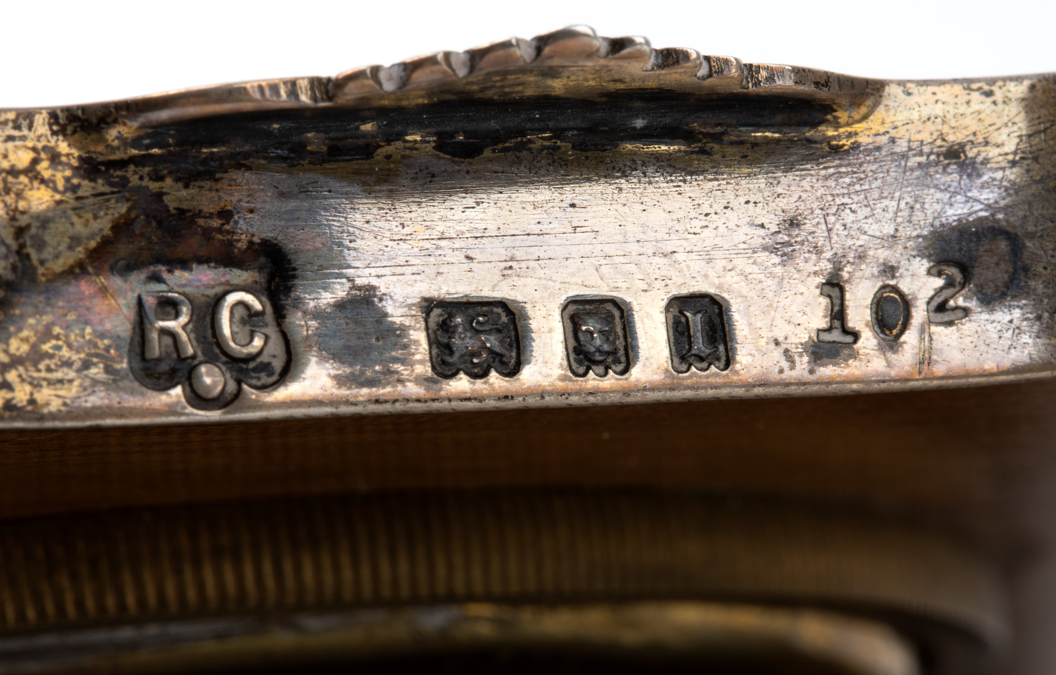 Orologio da tavolo Art Déco in argento e smalti