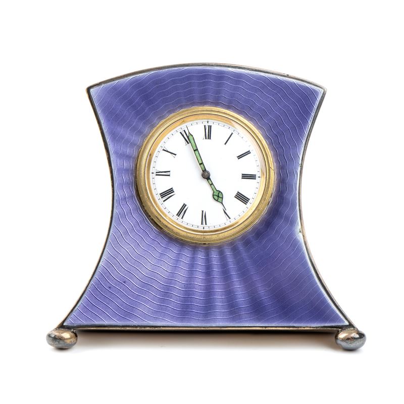 William Hutton & Sons Ltd - Orologio da Tavolo Art Déco in Argento e Smalti