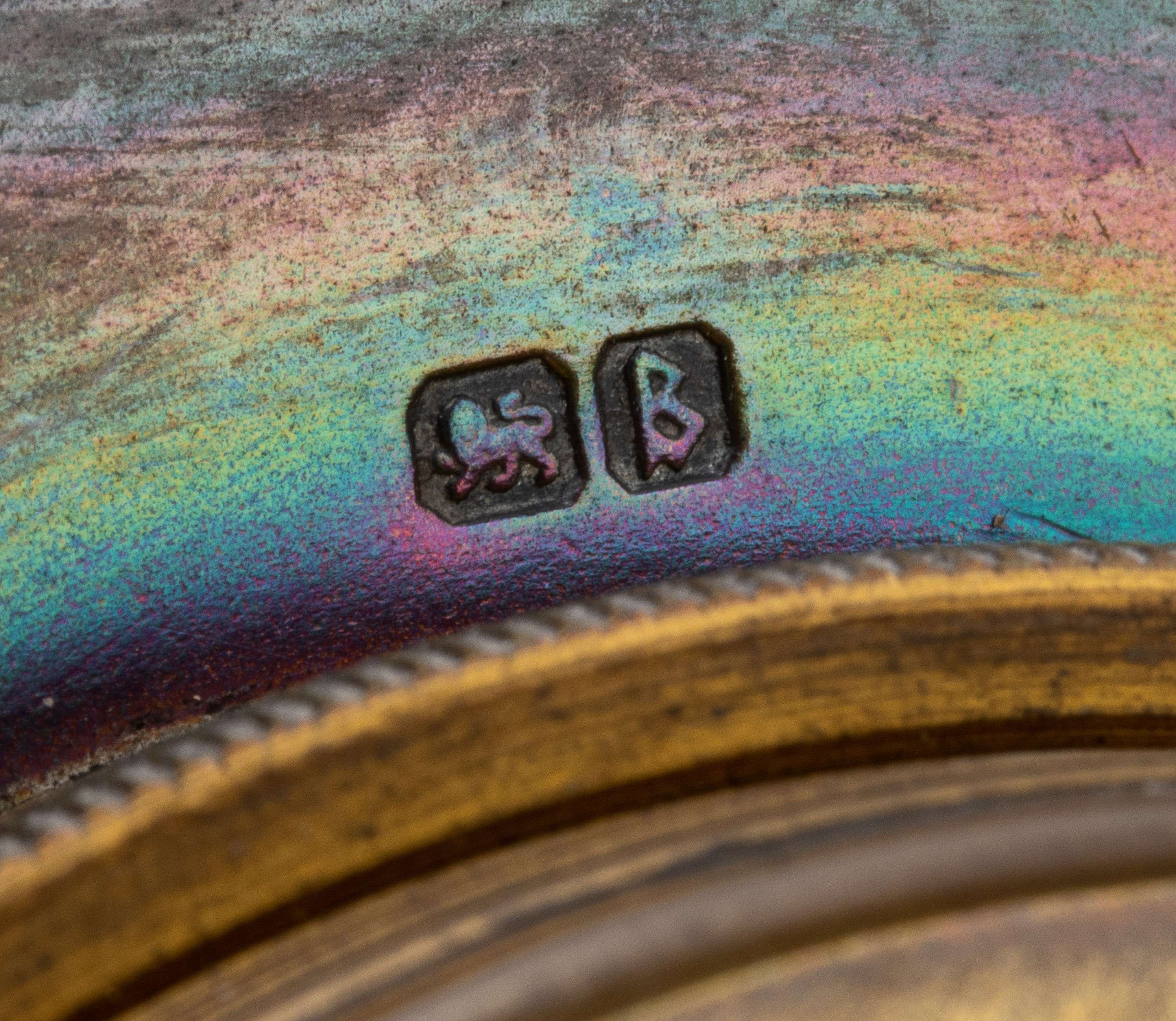 Orologio da tavolo Art Déco in argento e smalti