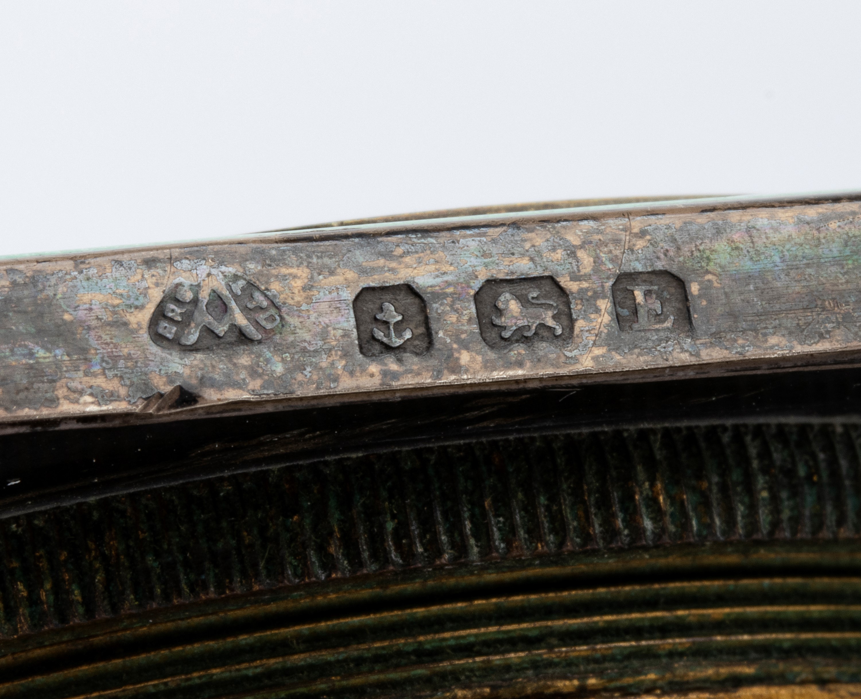 Orologio da tavolo Art Déco in argento e smalti