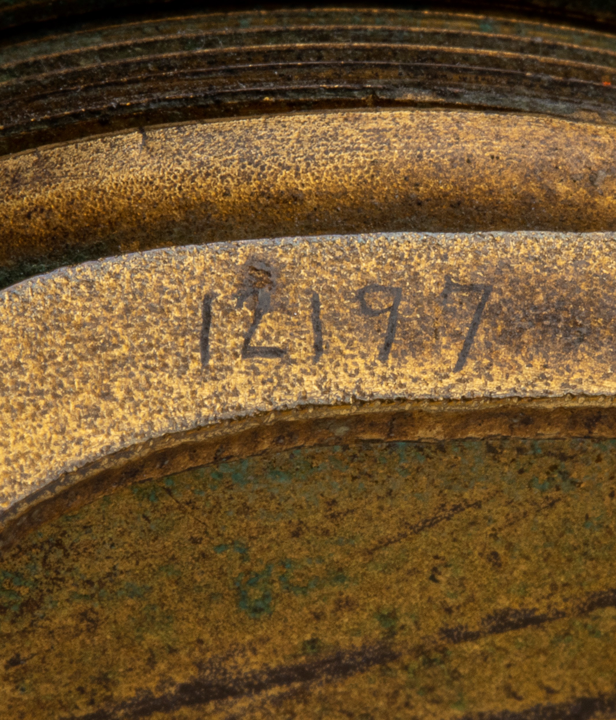 Orologio da tavolo Art Déco in argento e smalti