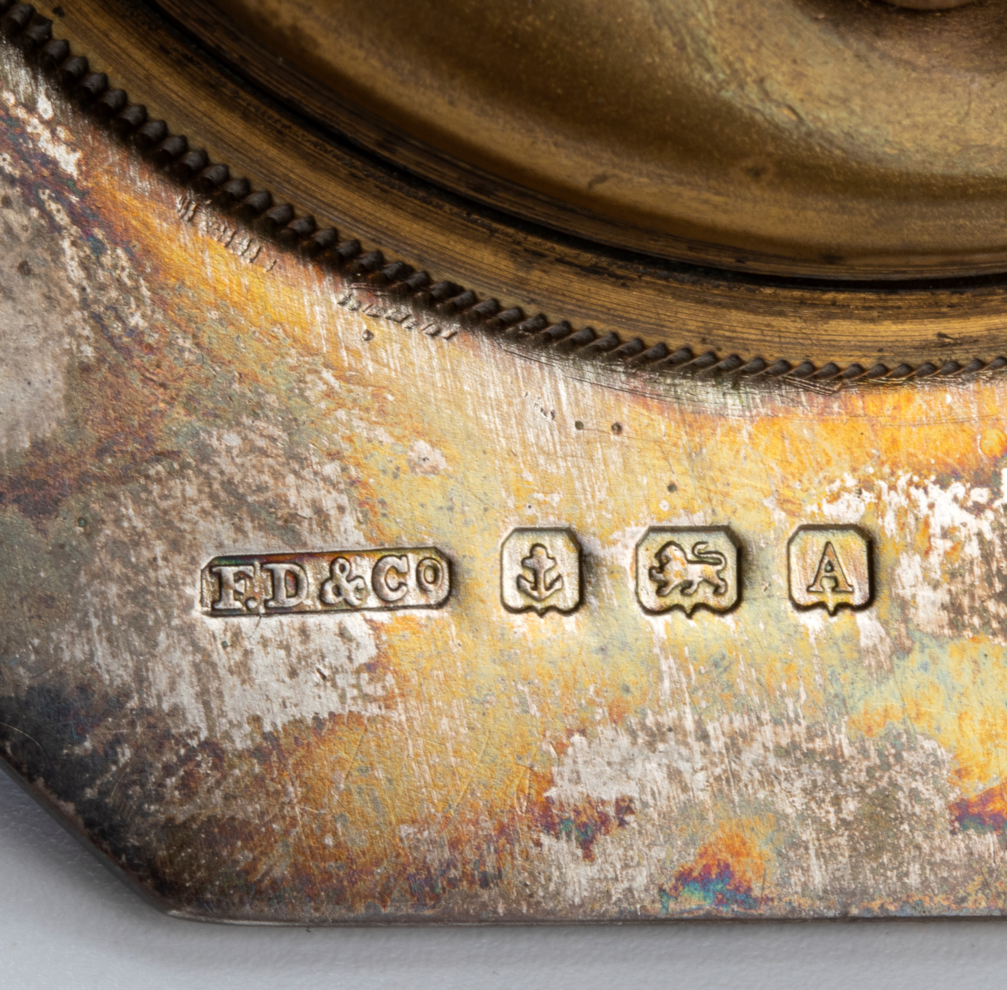 Orologio da tavolo Art Déco in argento e smalti