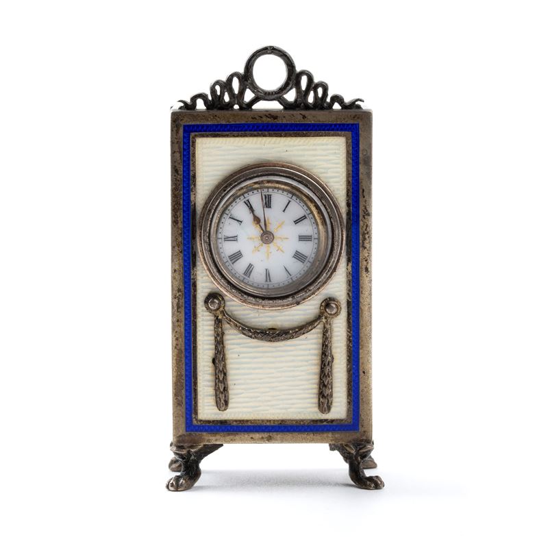 Orologio da Tavolo Art Déco in Argento e Smalti