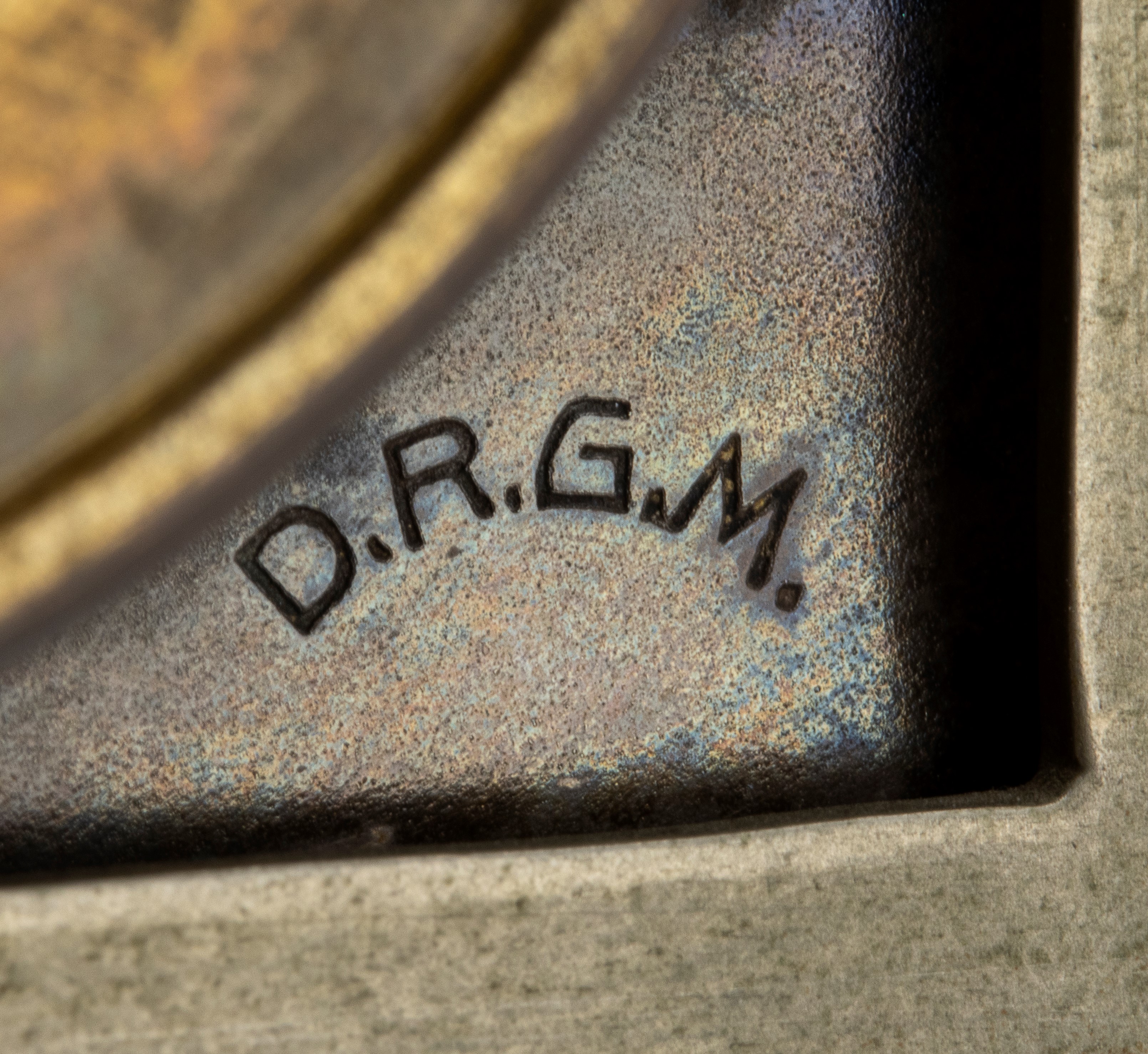 Orologio da tavolo Art Déco in argento e smalti