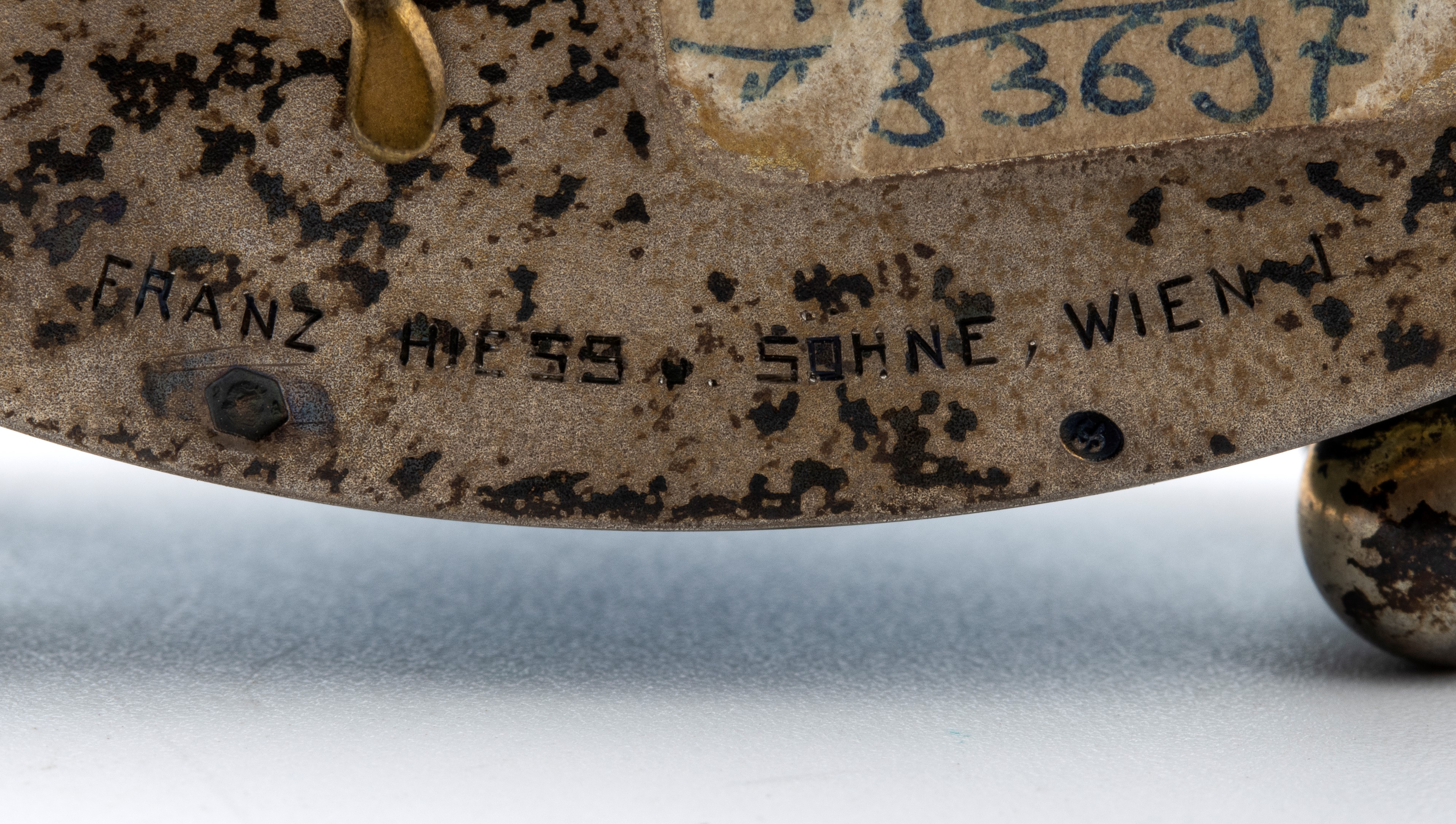 Orologio da tavolo Art Déco in argento e smalti