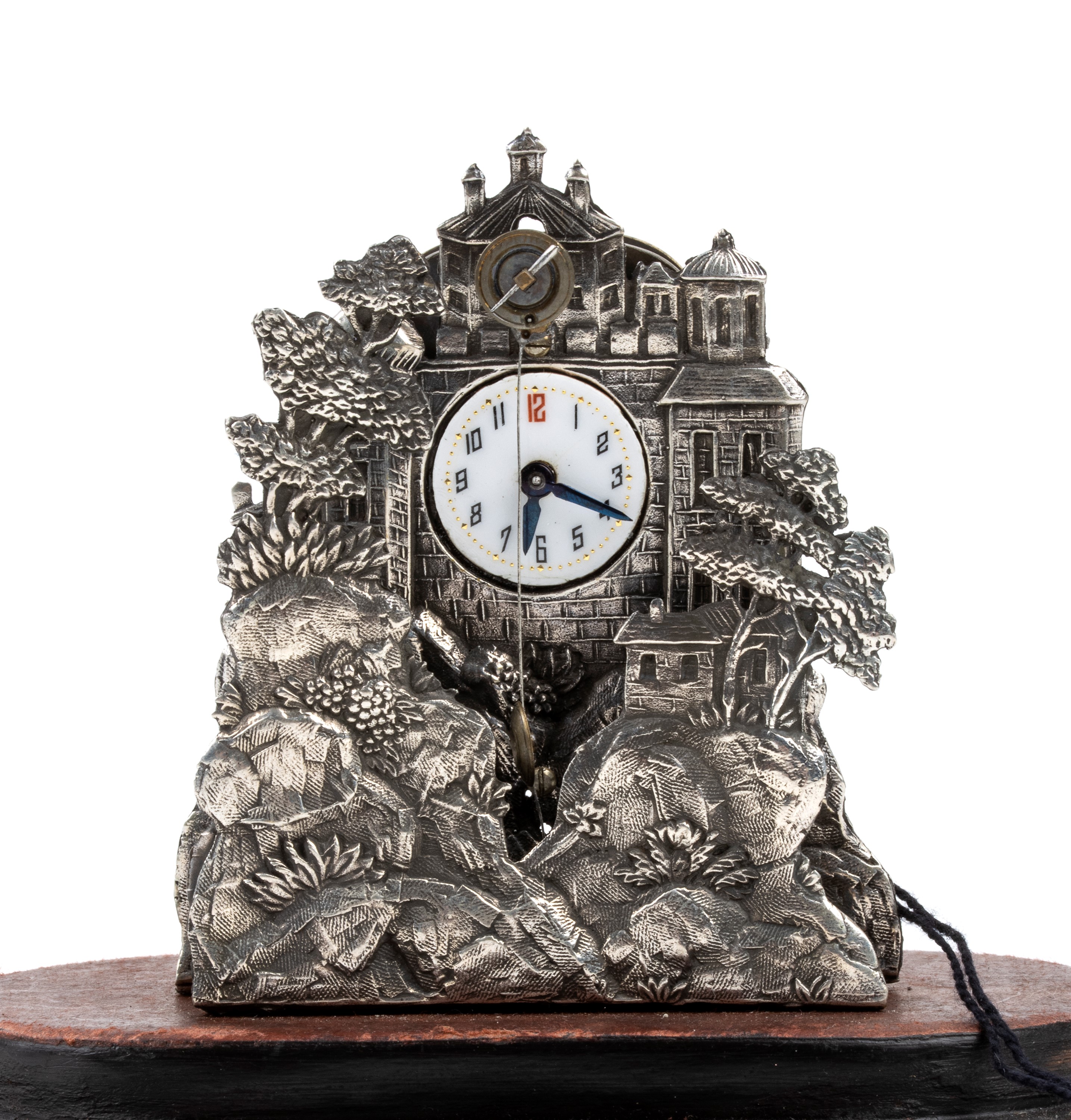 Orologio da tavolo in argento con campana