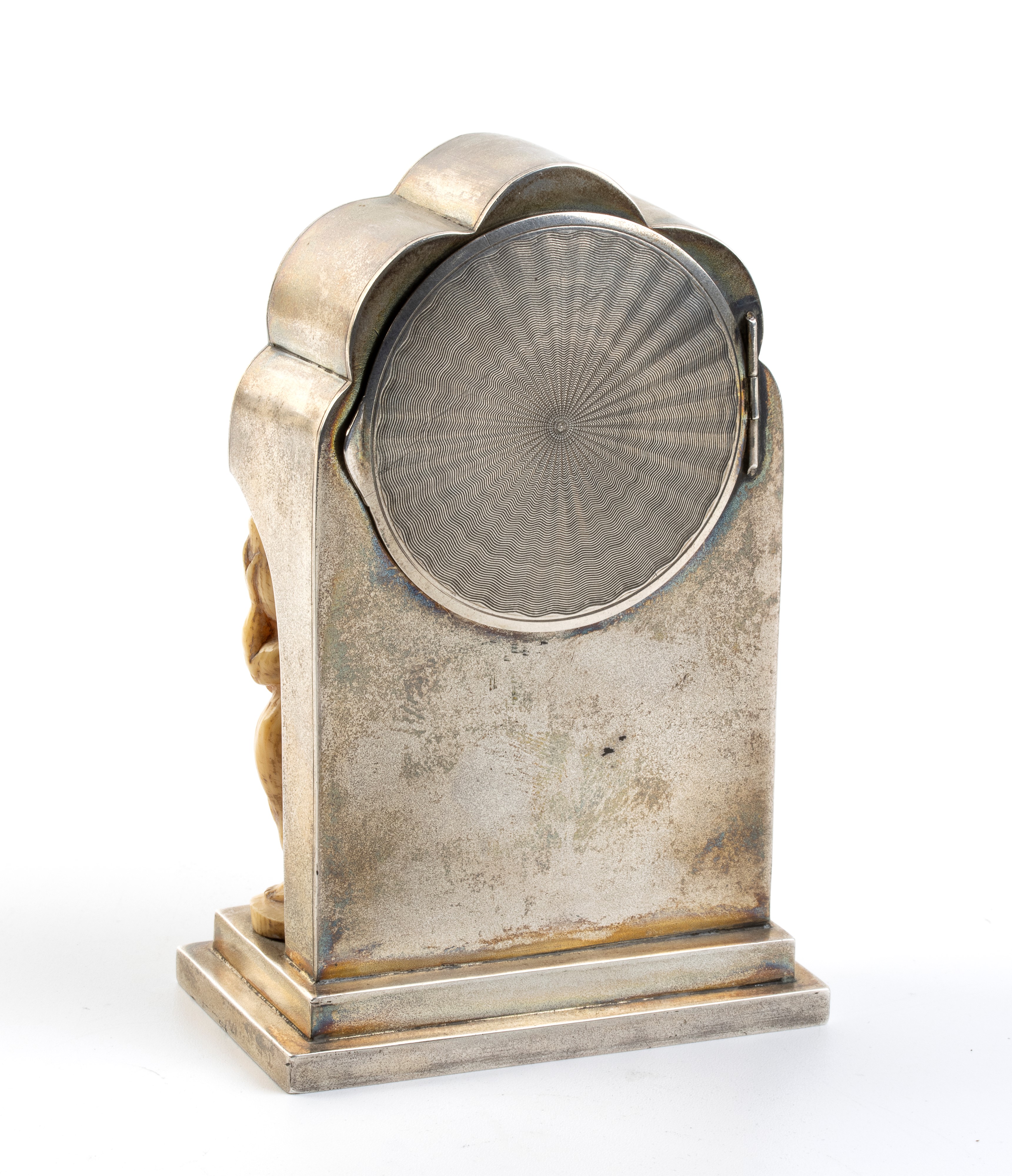 Orologio da tavolo Art Déco in argento, smalto cloisonné e avorio