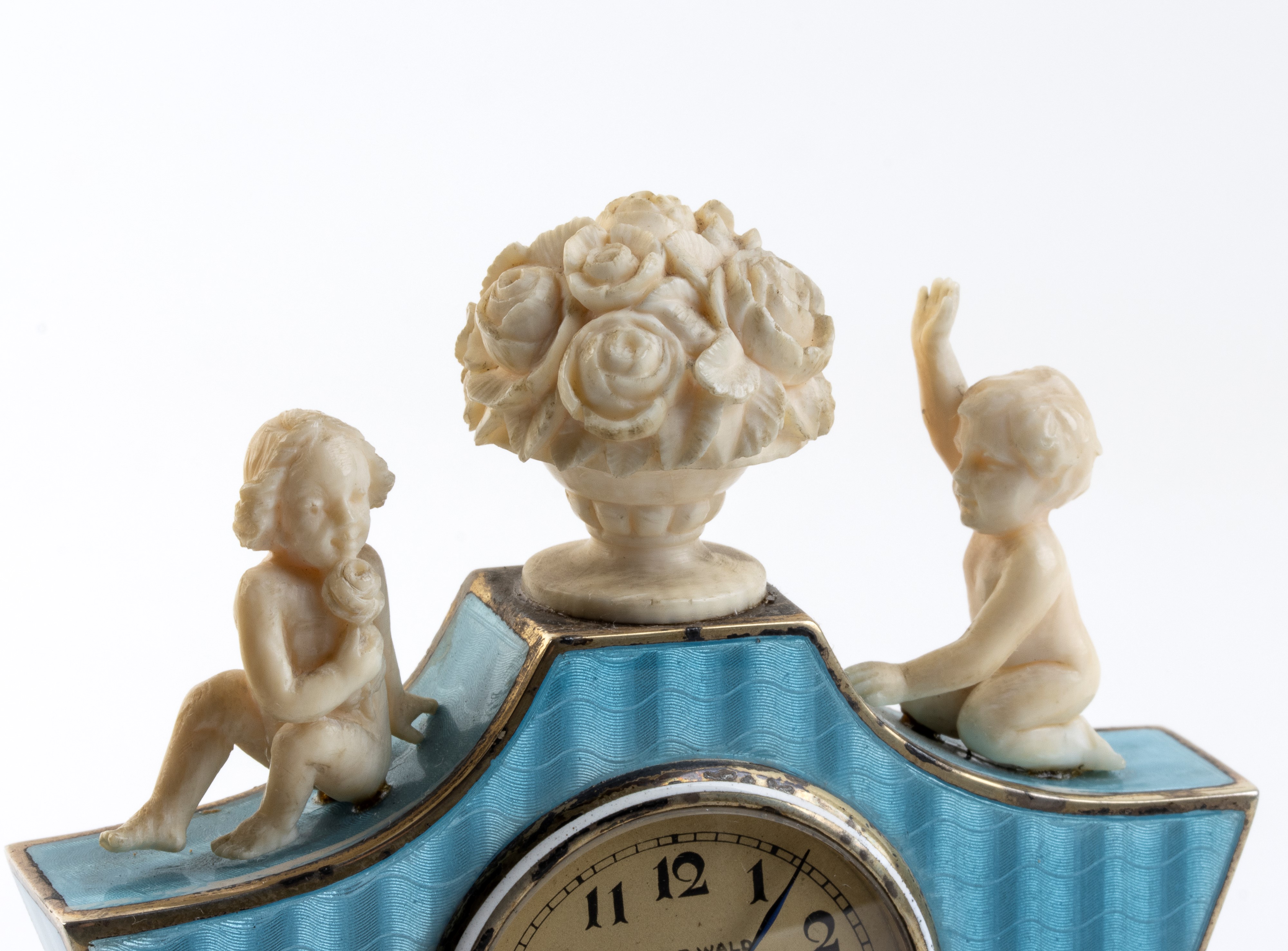 Orologio da tavolo Art Déco in argento, smalto guilloché e avorio