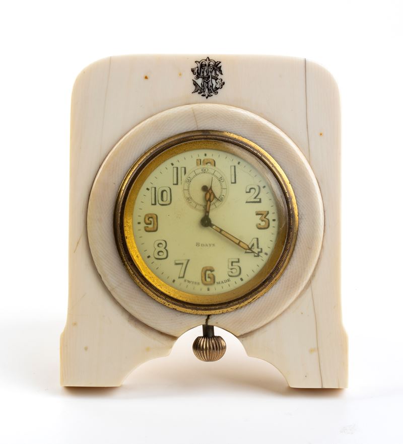 Orologio da tavolo Art Déco in avorio