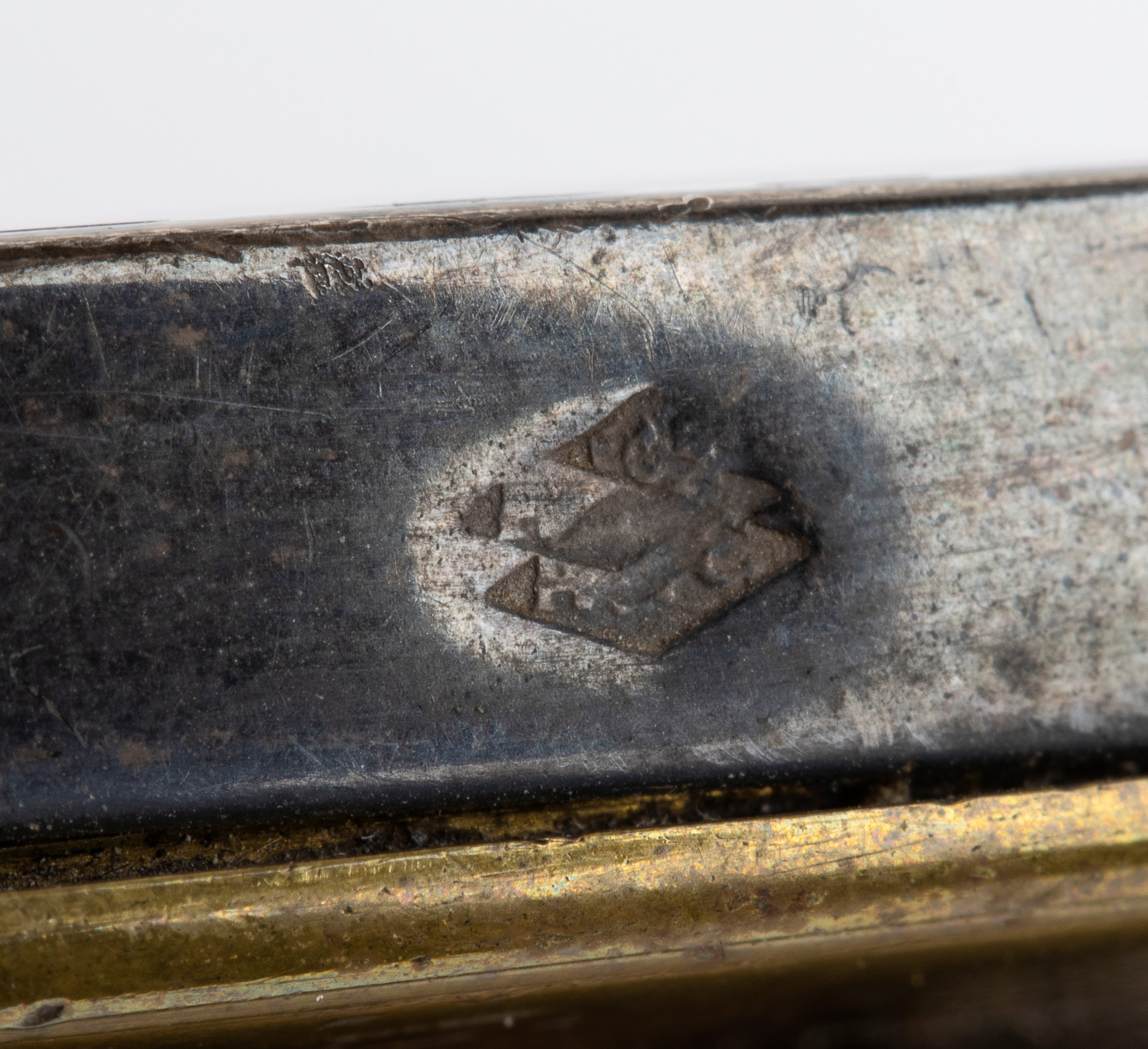 Orologio da tavolo Art Déco in argento, avorio e smalti guilloché