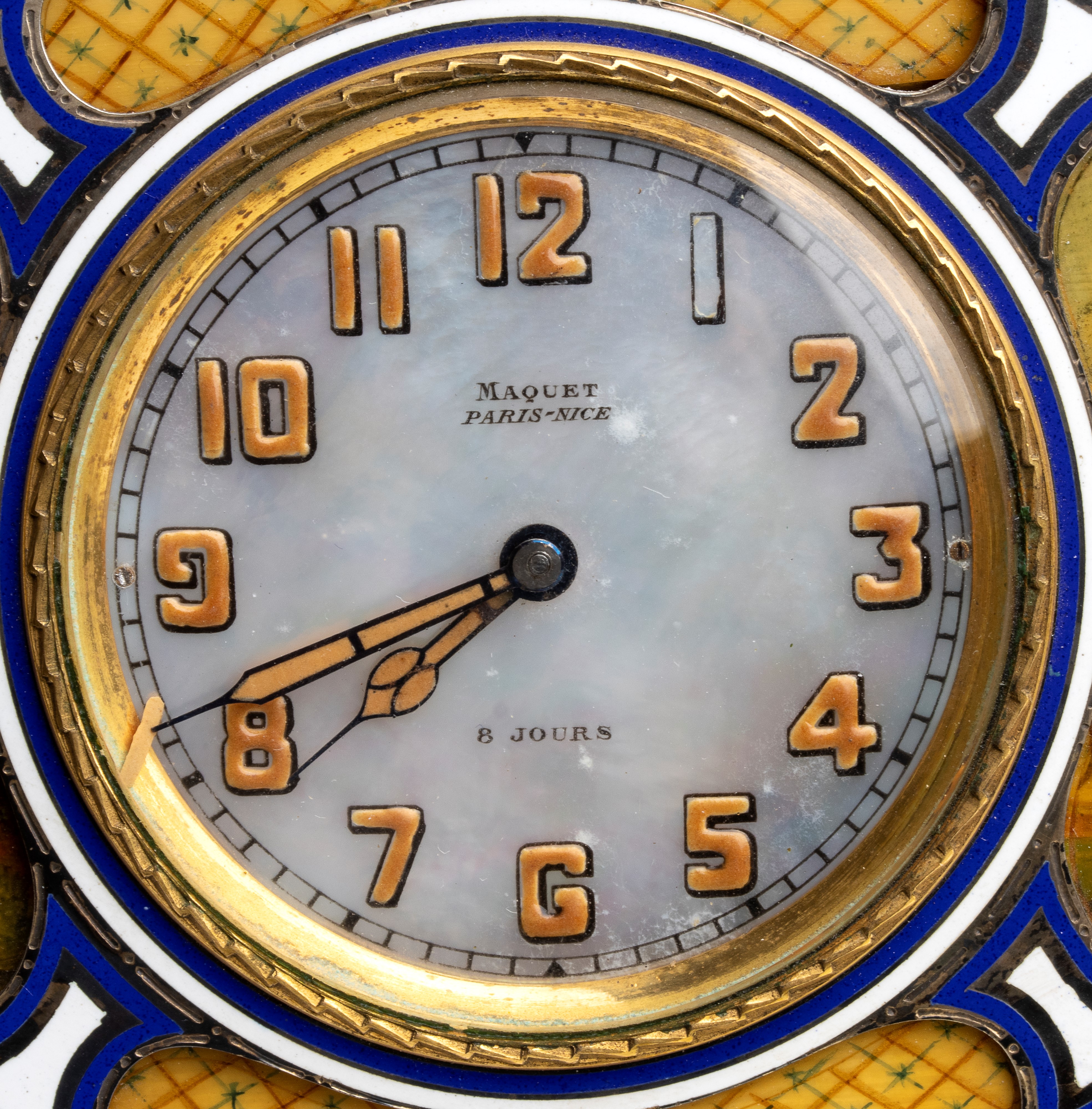 Orologio da tavolo Art Déco in argento, madreperla e smalti