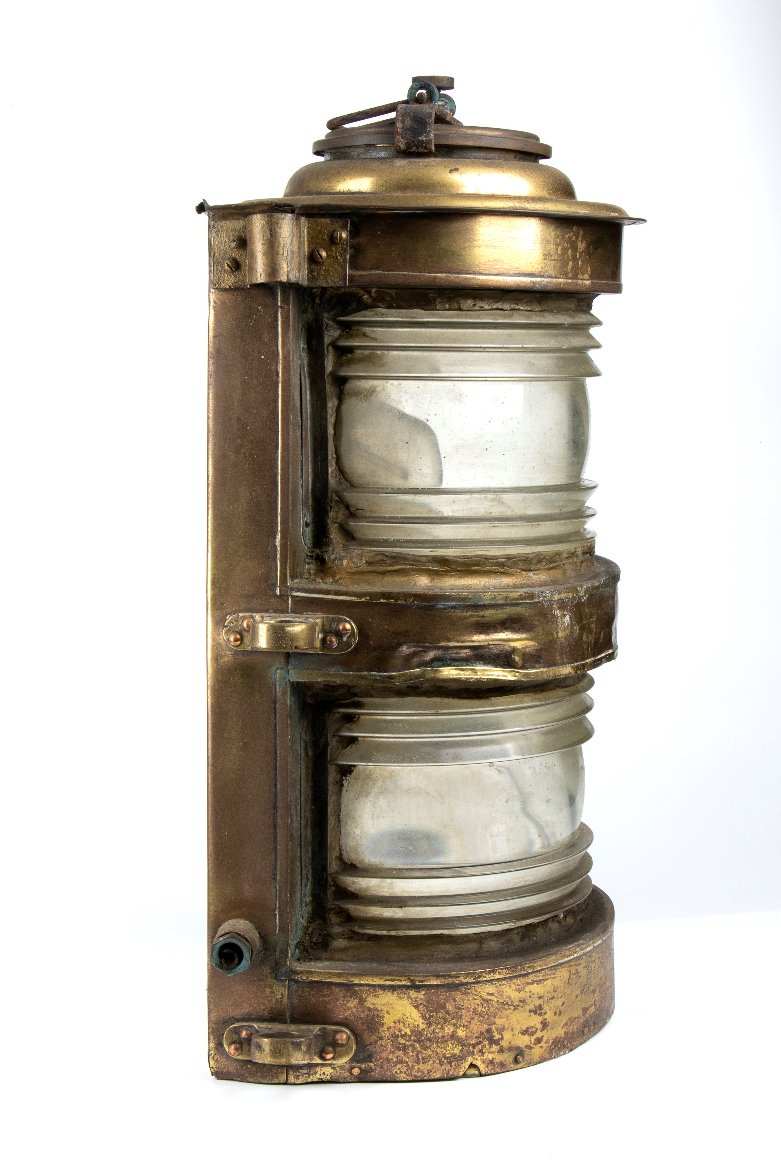 Lampara di bordo da demolizione navale