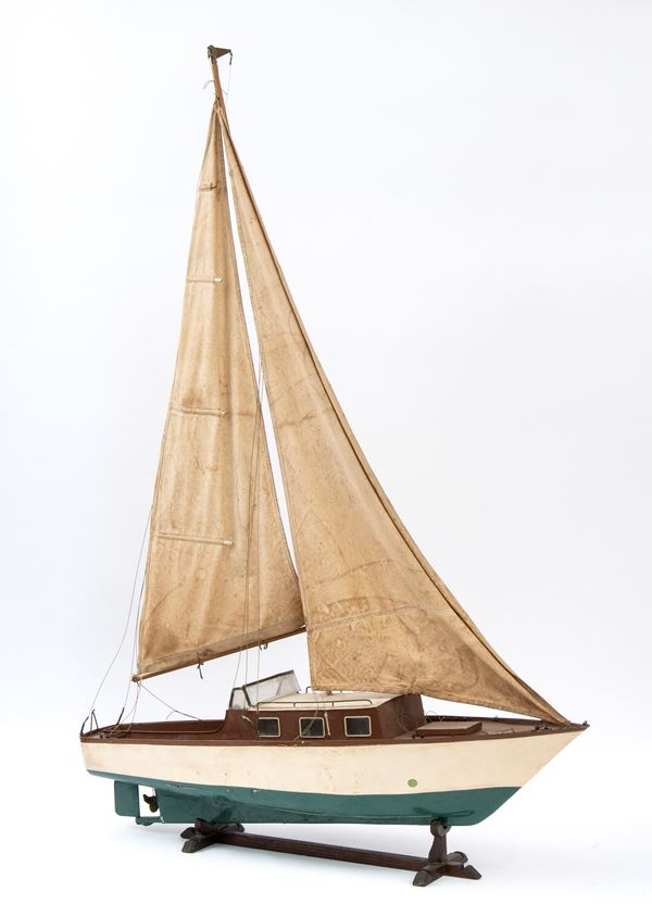 Sailing boat model