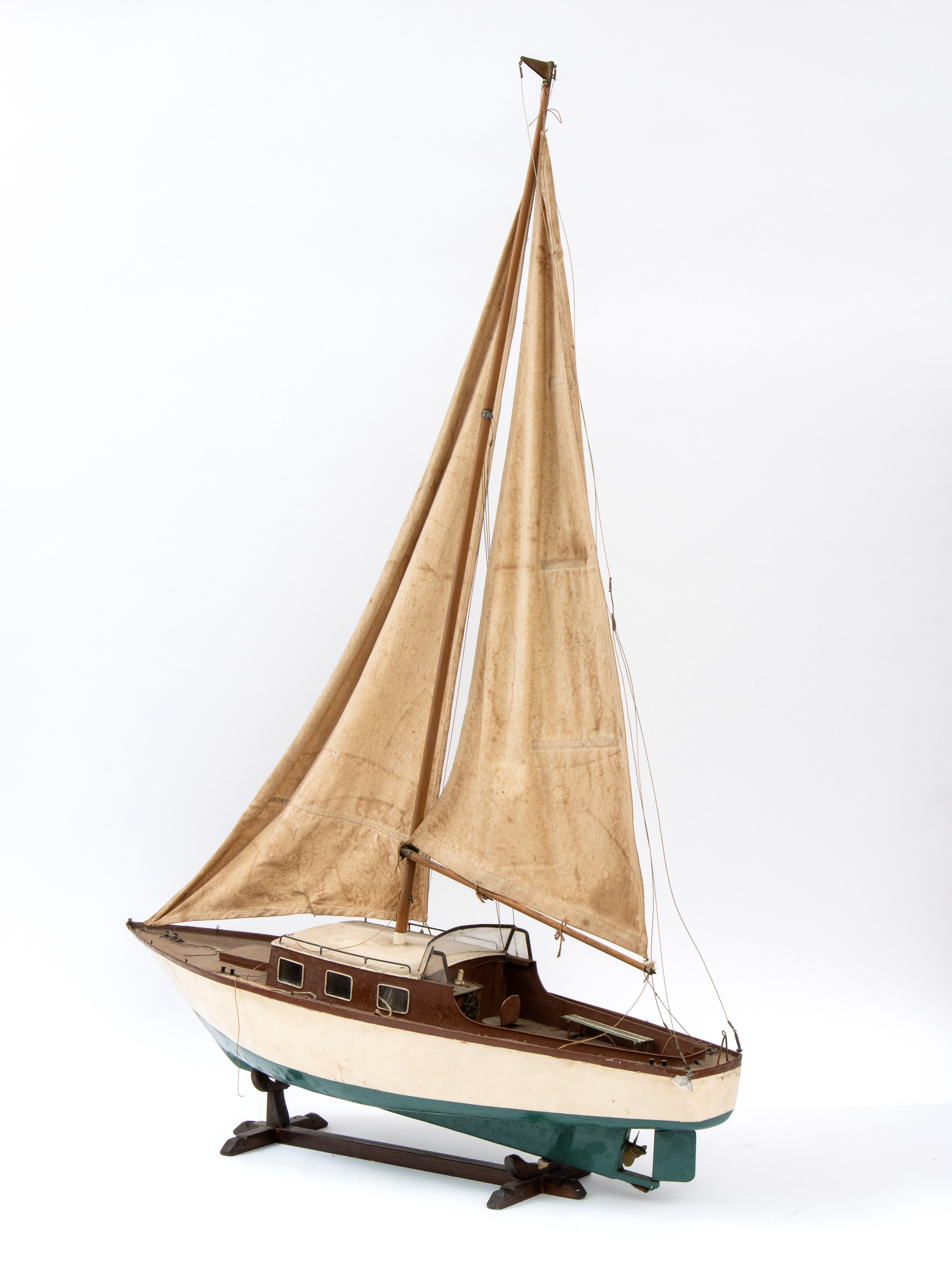 Modello di imbarcazione a vela