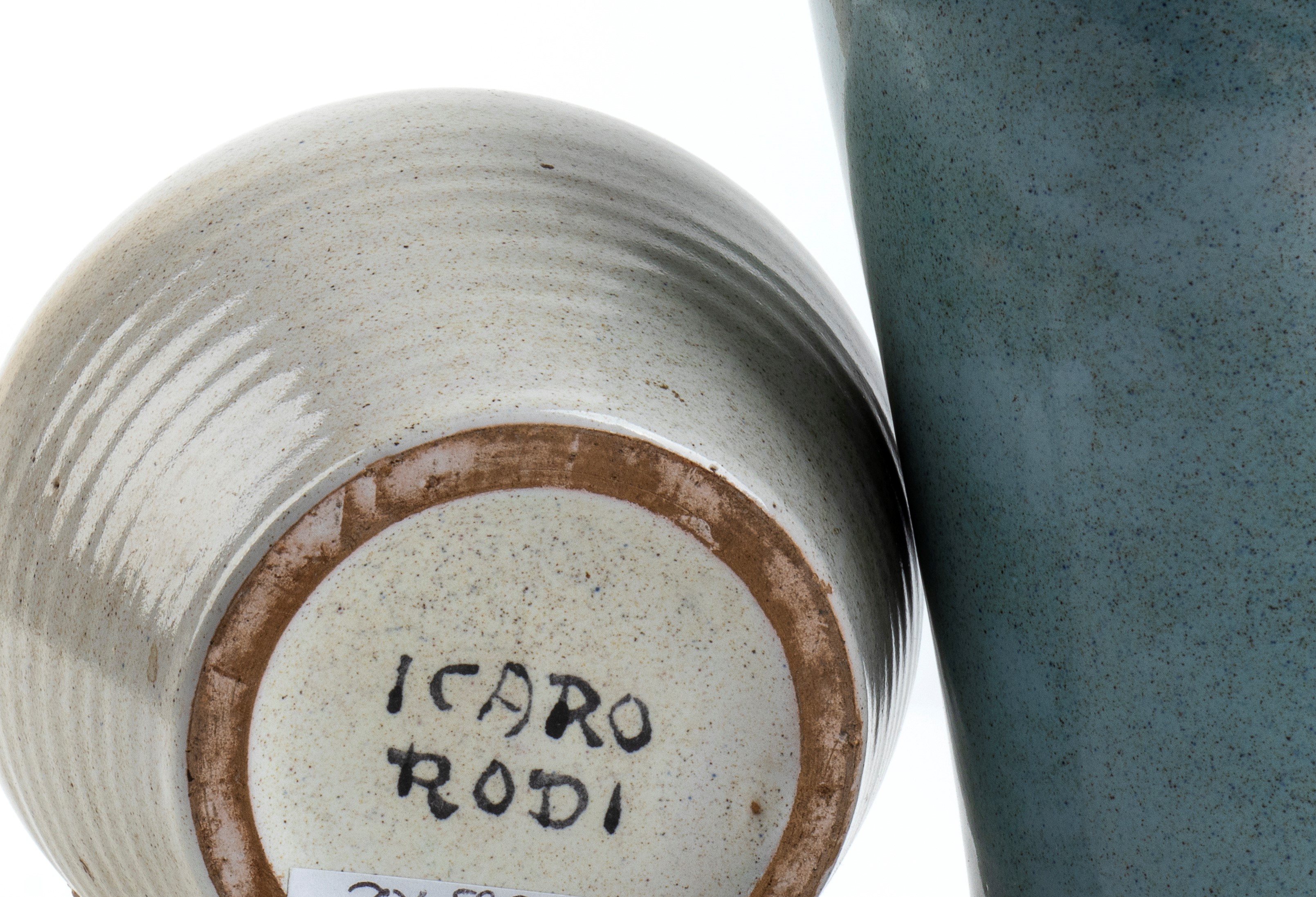 Manifattura Icaro Rodi - Lotto di Due Vasetti della Distilleria del Convento dei Frati Erboristi ...