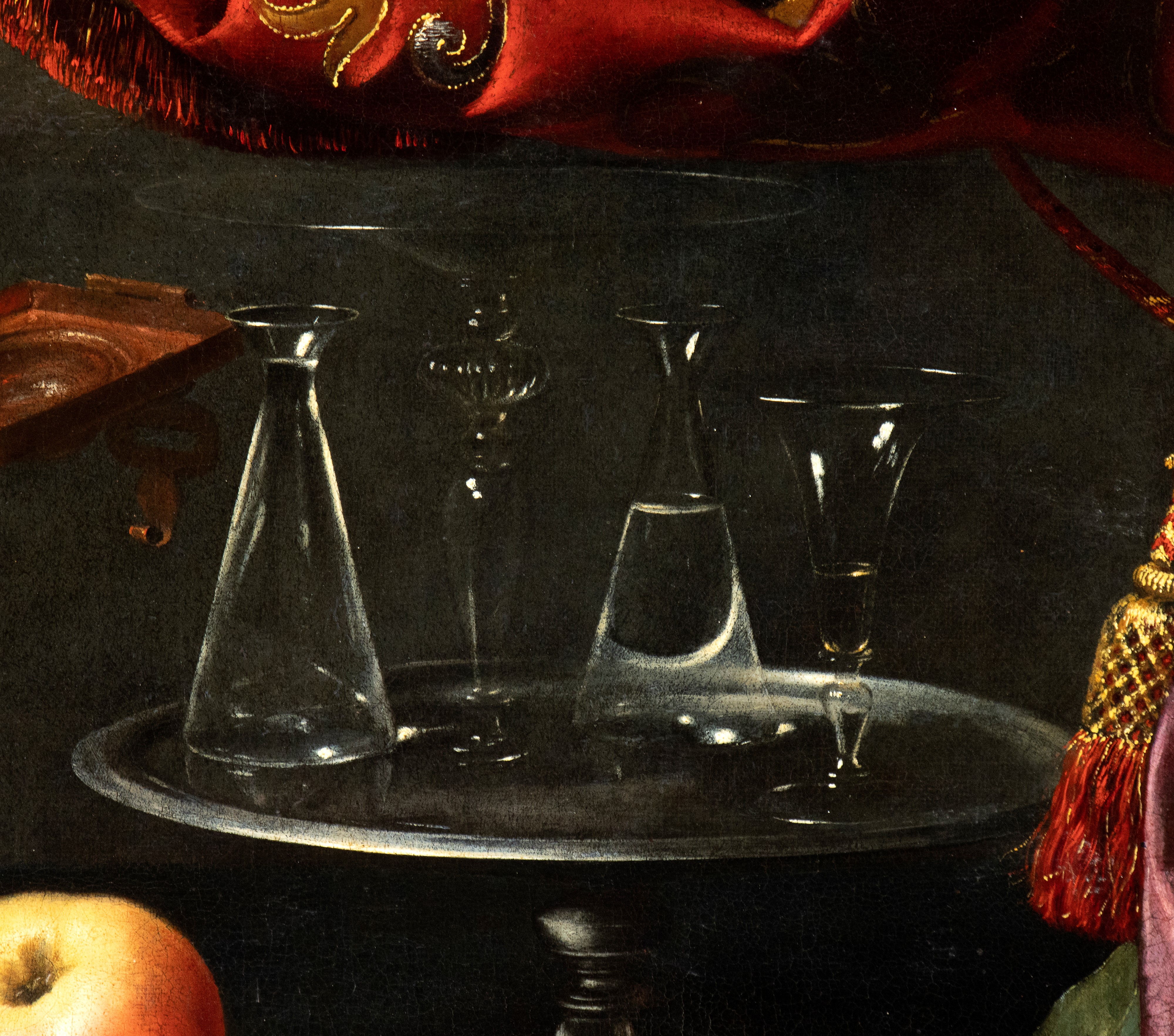 Natura morta di fiori, frutti, cristalli e broccati