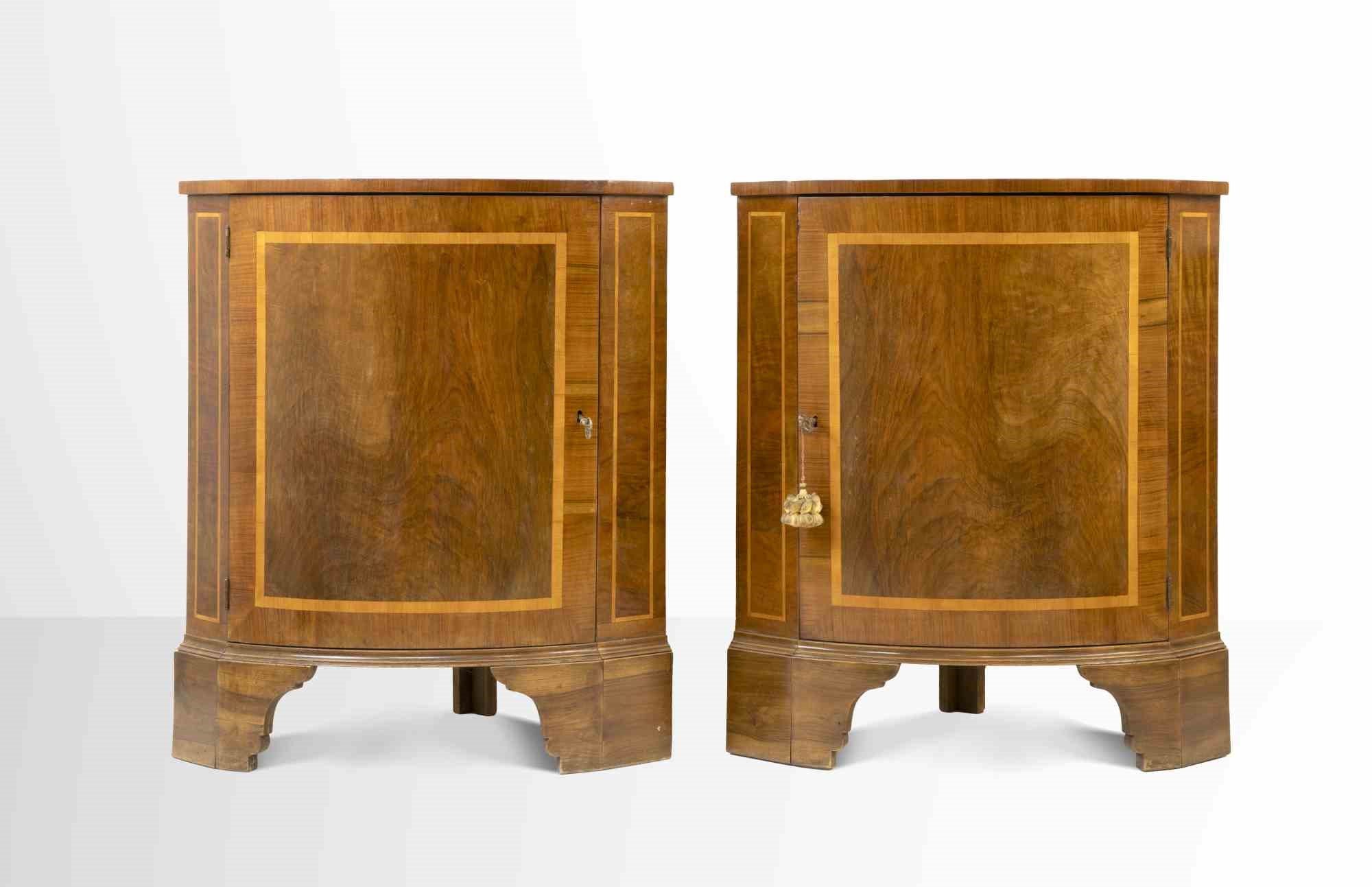 Armadi angolari d'epoca