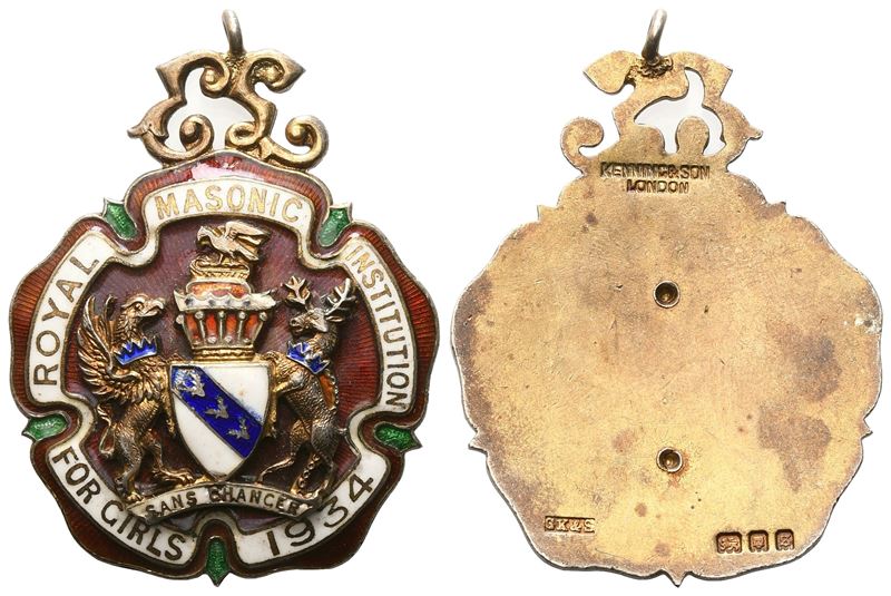 Medaglia Royal Masonic Benevolent Institution For Girls, "sans Changer", 1934, Ag e Smalti (35,8 ...