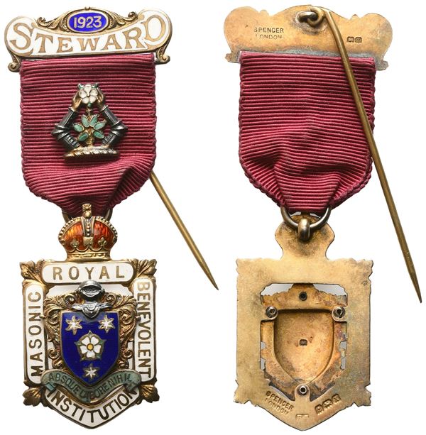 Medaglia Masonic Royal Benevolent Institution, "Absque Labore Nihil", 1923 - Steward, AG E Smalti (25,9 x 83 mm)