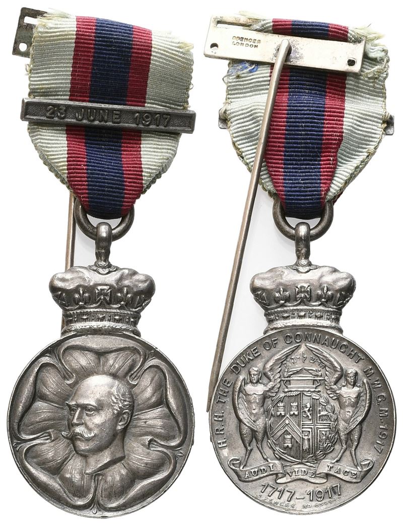 Medaglia H. R. H. The Duke Of Connaught M. W. G. M., "audi Vidi Tace", 1717 - 23 June 1917, Ag (3...