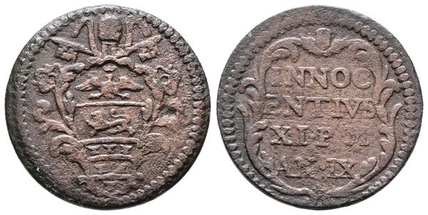 STATO PONTIFICIO. GUBBIO. Innocenzo XI (1676-1689). Quattrino anno IX. Munt 284. CU; 3,24gr. RARO.