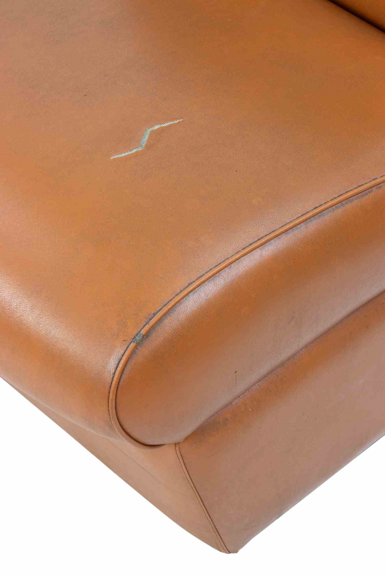 Set di 2 Poltrone in Pelle Vinilica Vintage