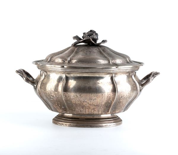 Solid silver Italian soup tureen 