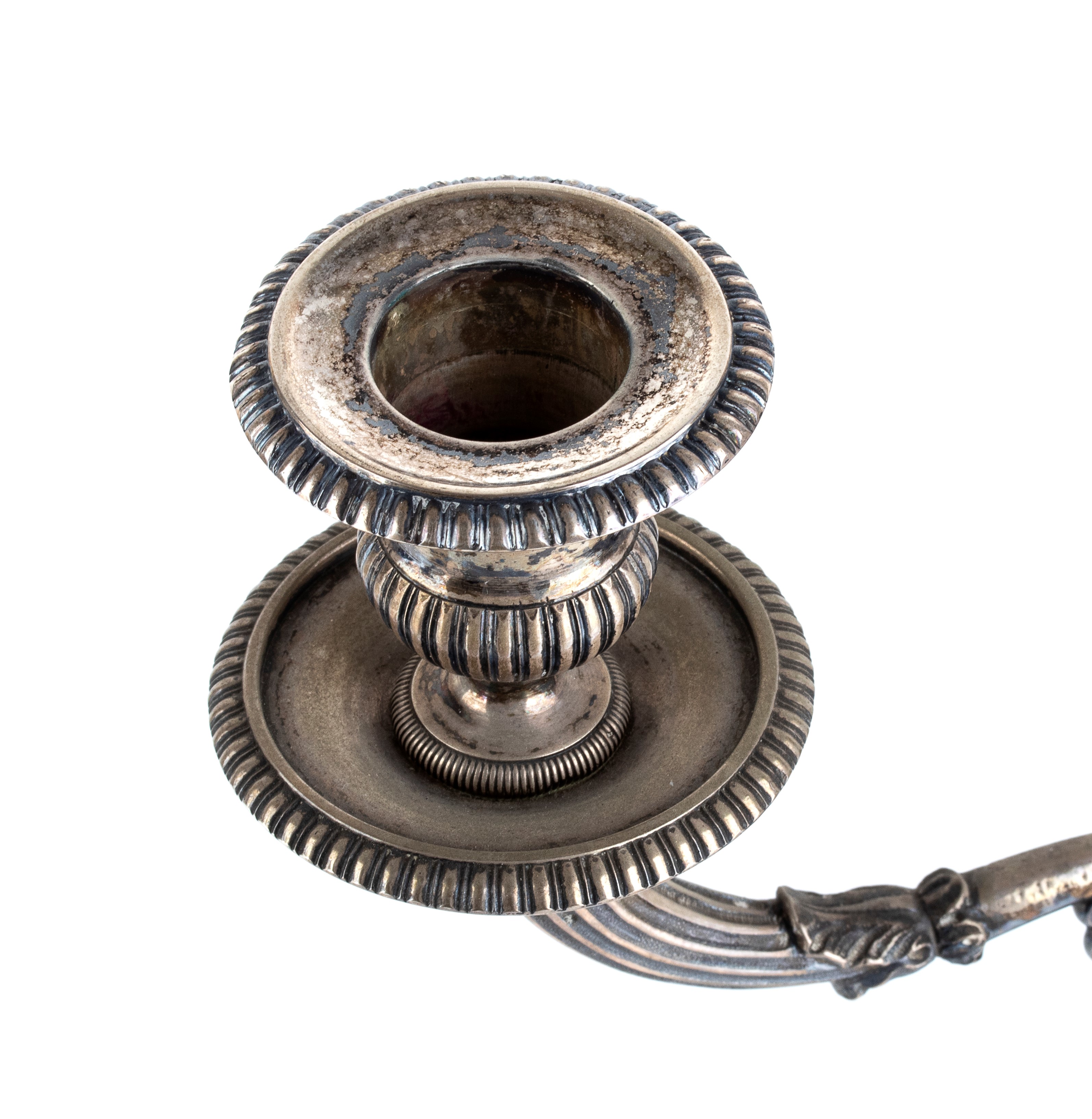 Caber Emanuele - Coppia di candelabri italiani in argento 800/1000