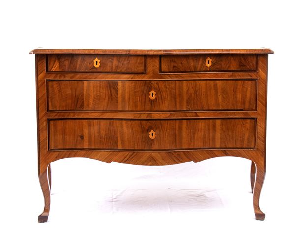 Italian chest of drawers