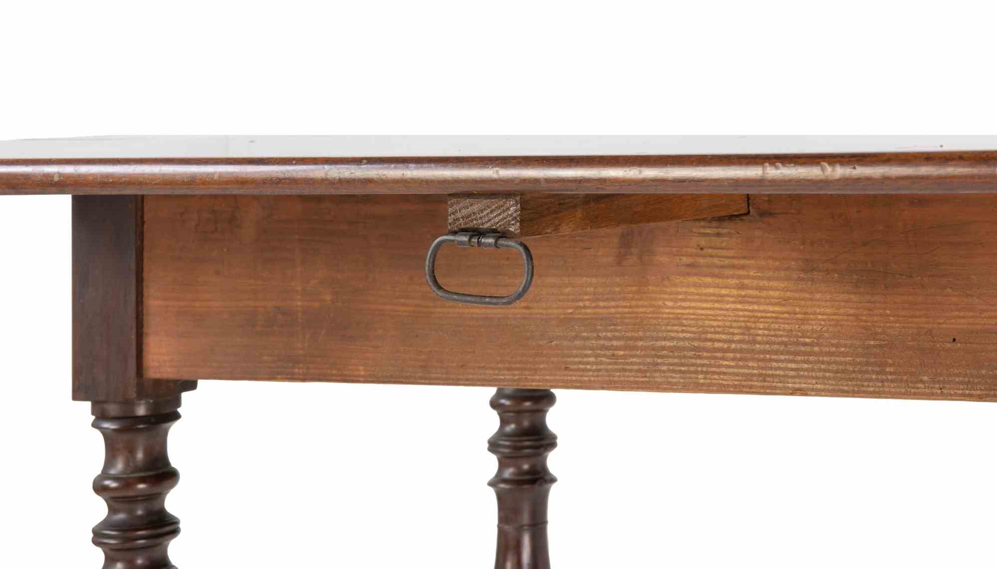 Tavolino in Mogano in Stile