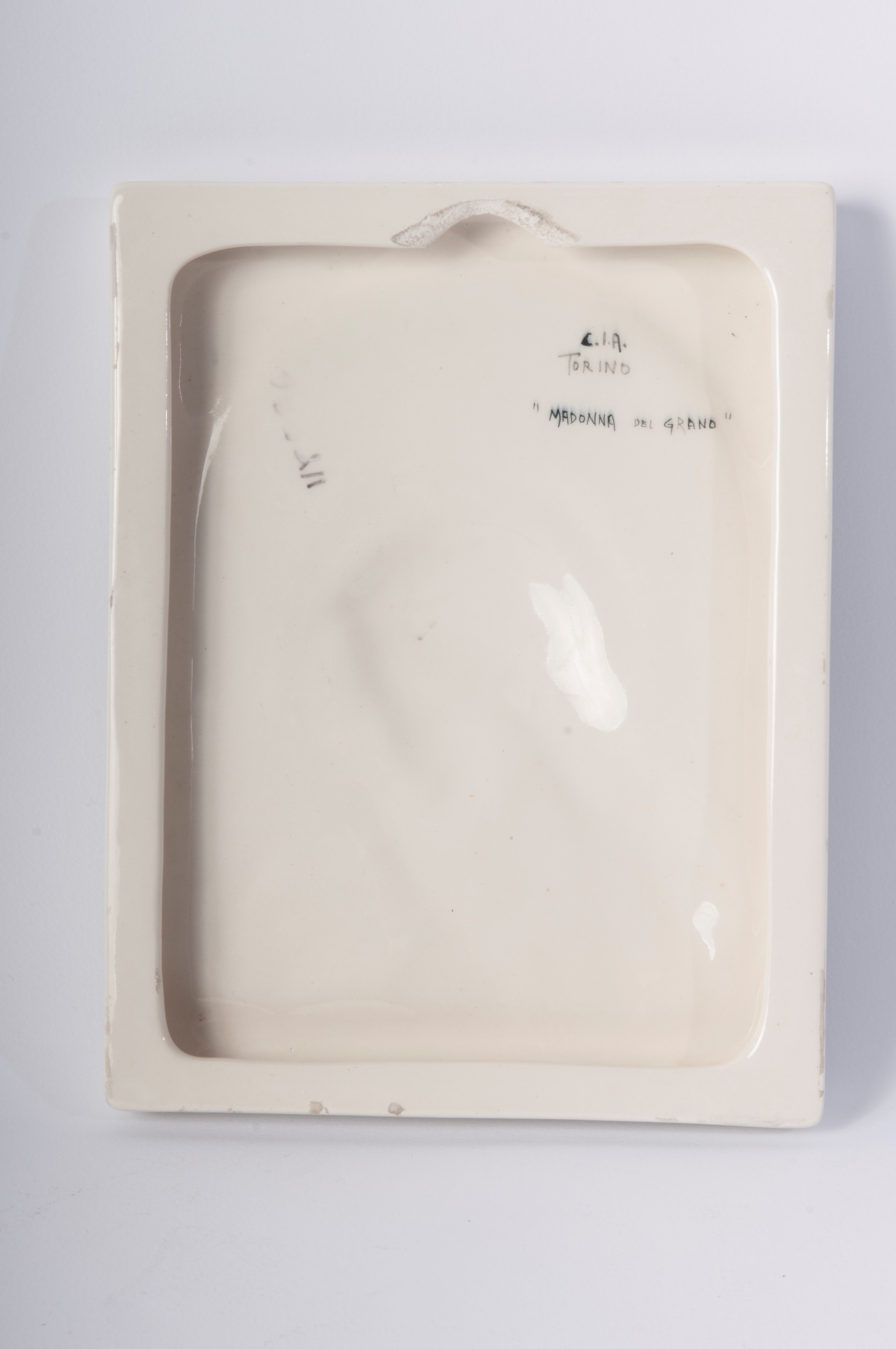 Madonna del grano, placca in rilievo