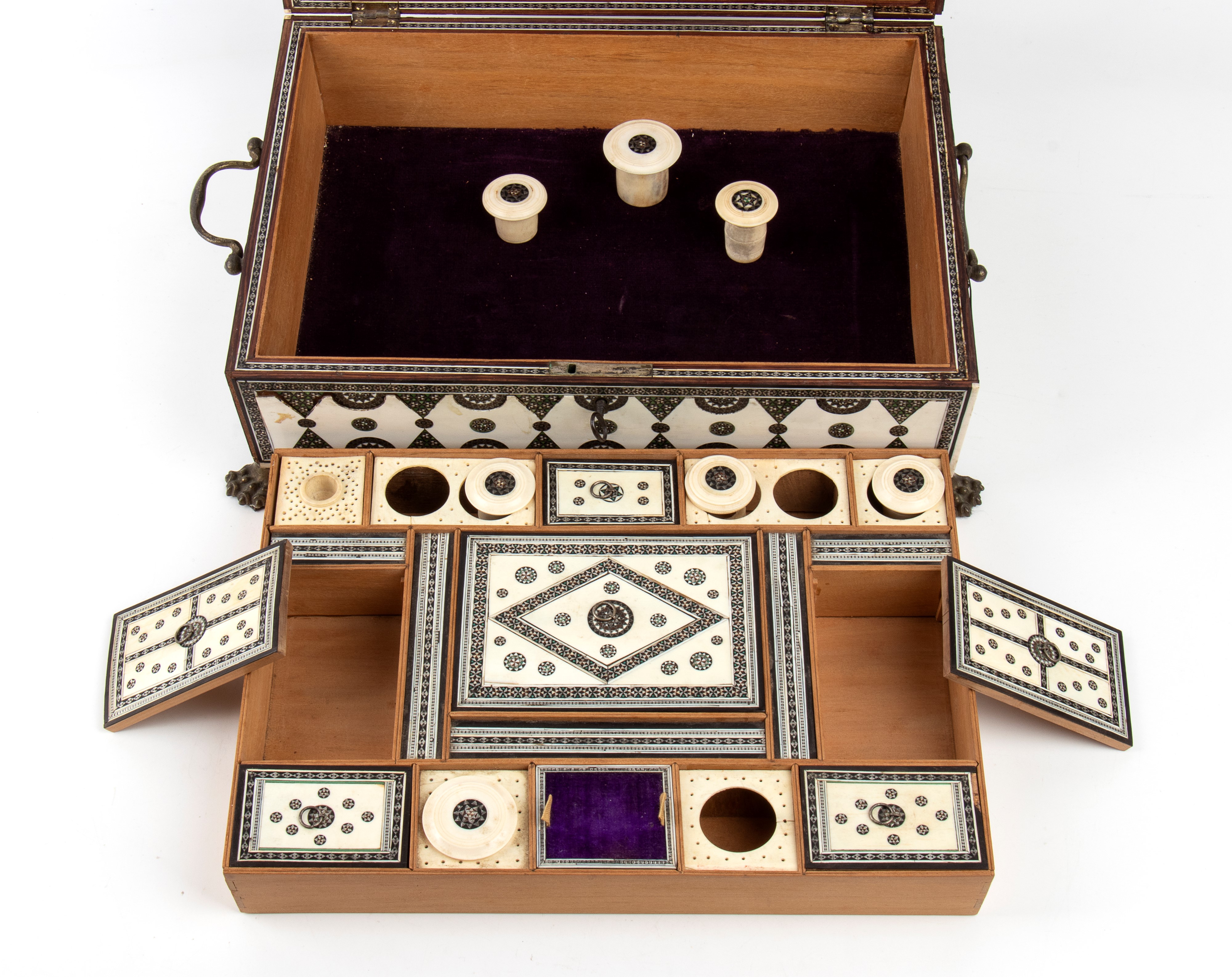 Scatola scrittoio da viaggio intarsiata in avorio